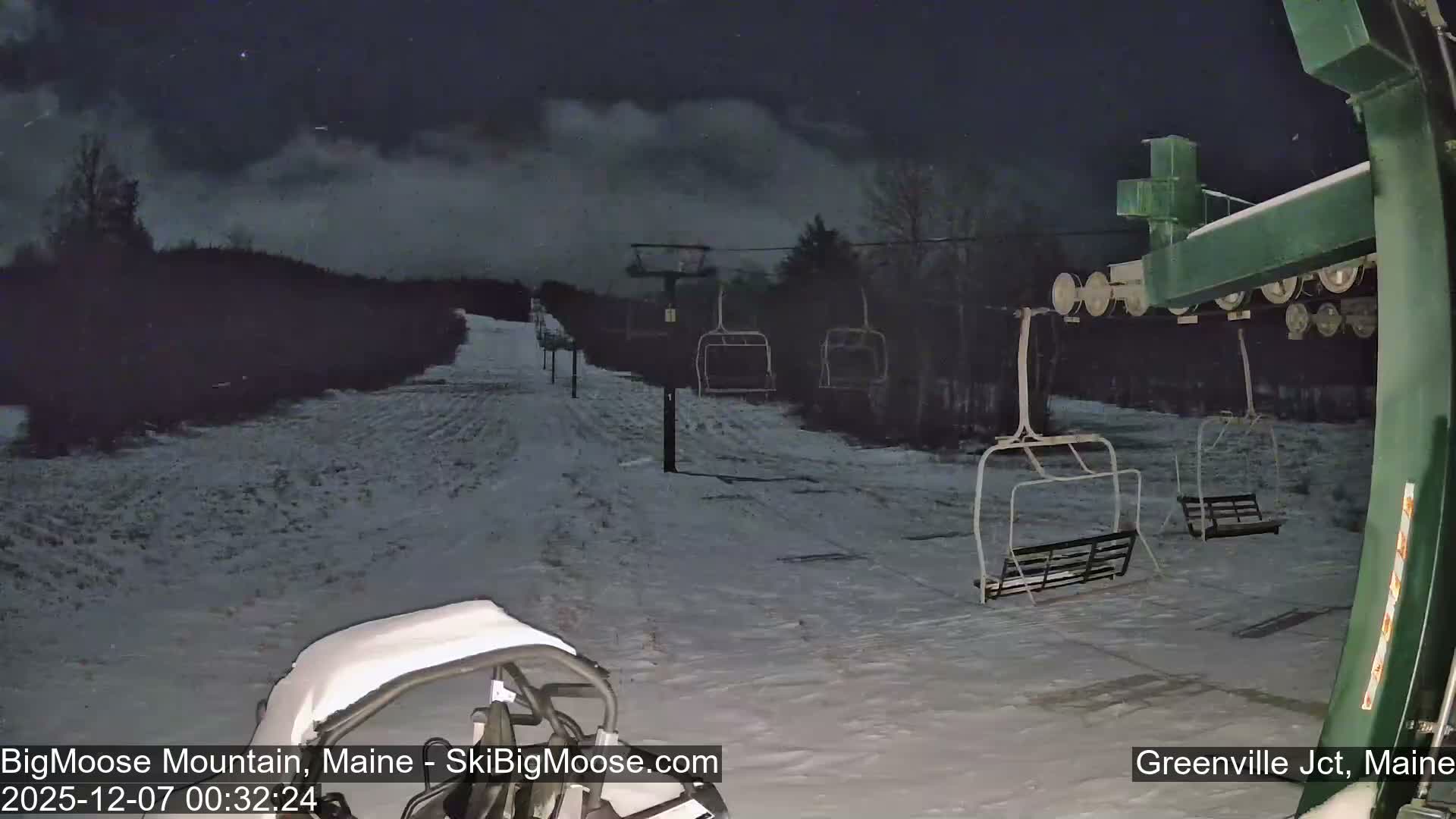 Big Moose Mountain Live Cam 2  Chairlift View - , Maine USA