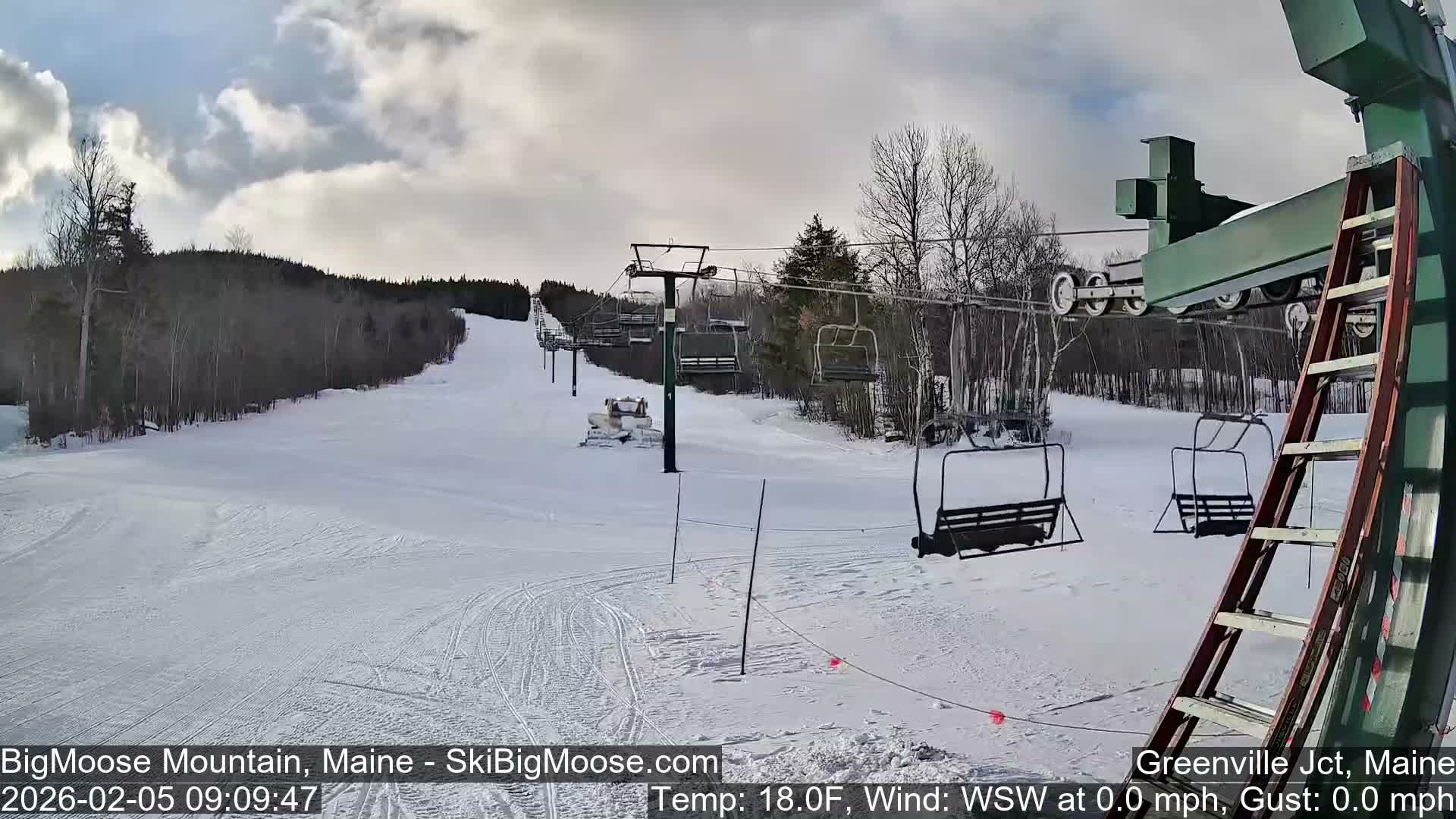 Big Moose Mountain Live Cam 2  Chairlift View - , Maine USA