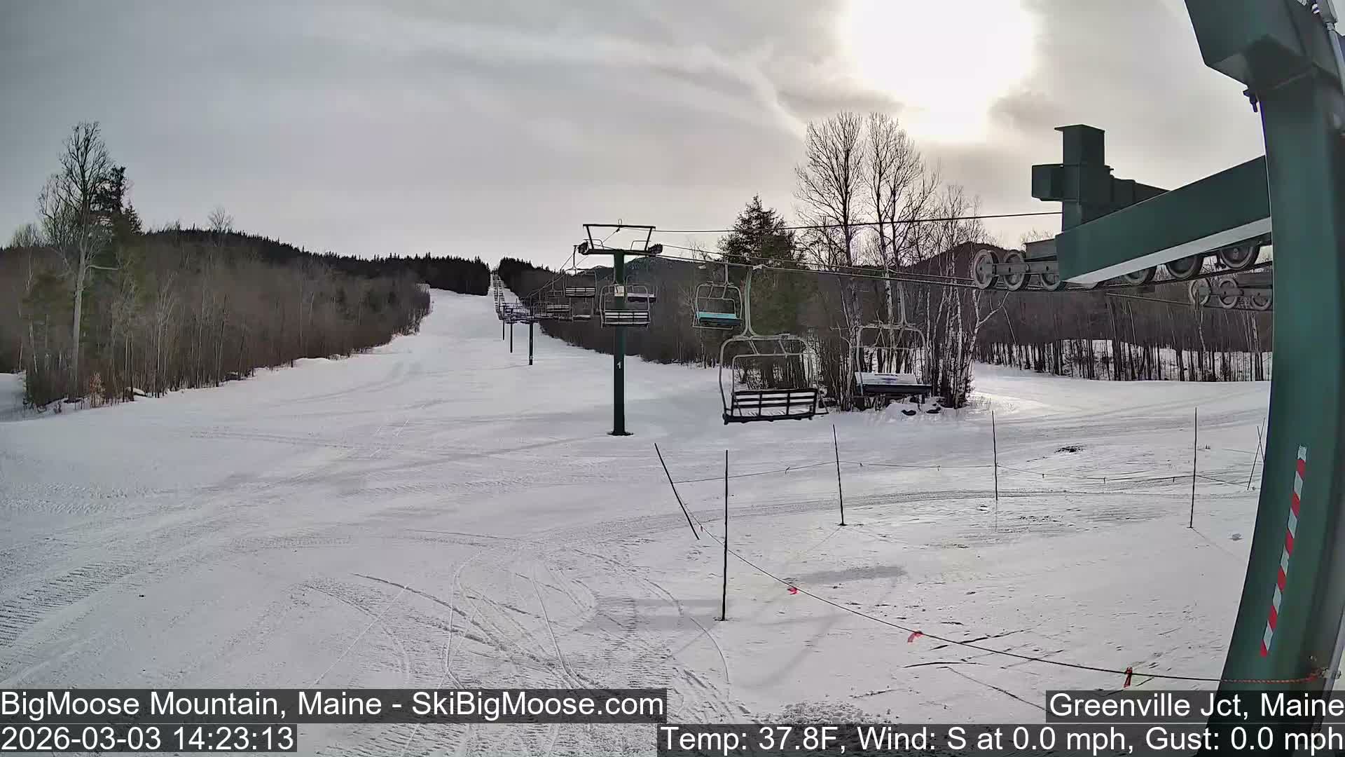 Big Moose Mountain Live Cam 2  Chairlift View - , Maine USA