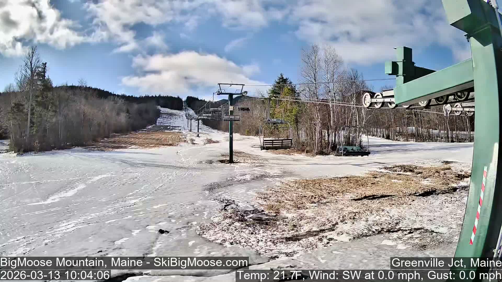Big Moose Mountain Live Cam 2  Chairlift View - , Maine USA