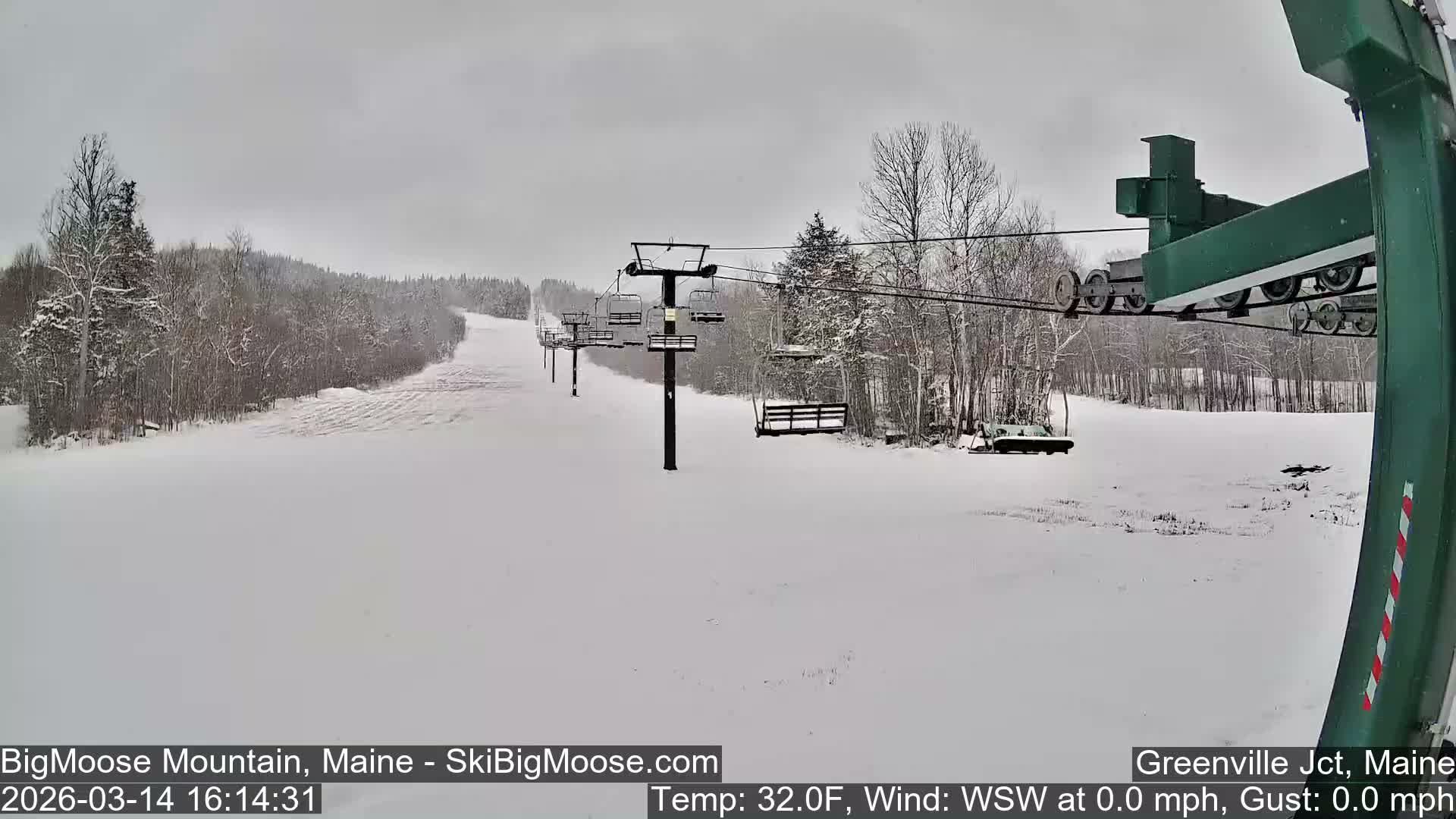 Big Moose Mountain Live Cam 2  Chairlift View - , Maine USA