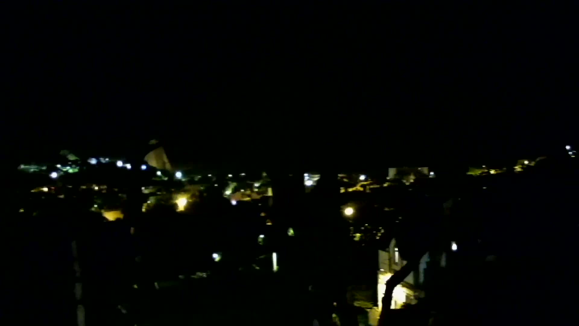 Etretat Commune Skyline PTZ Live Cam - Le Havre, Seine-Maritime, 	Normandie, France