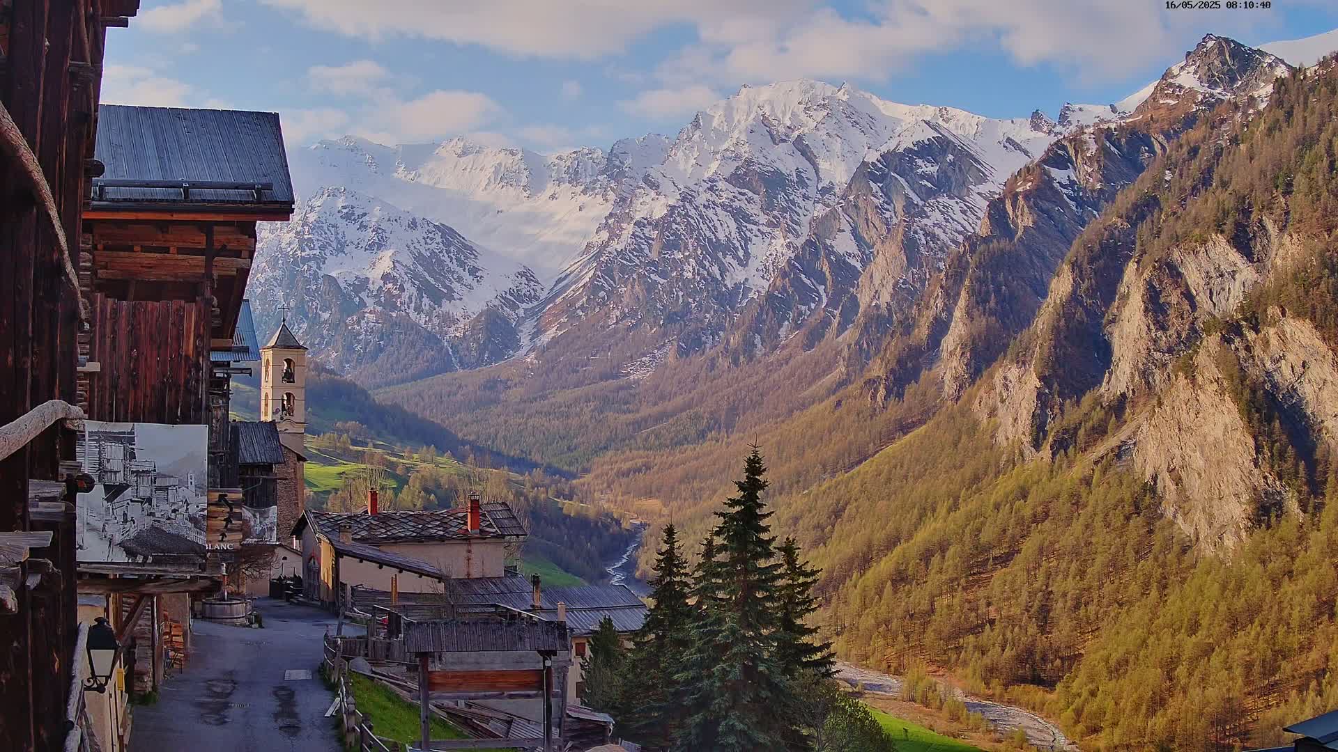 Saint-Véran Village Live Cam - Briancon, Hautes-Alpes, Provence-Alpes-Cote d’Azur, France