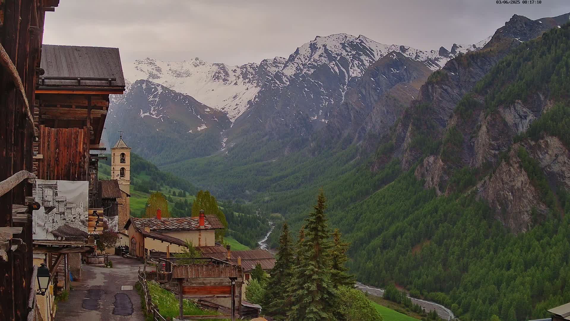 Saint-Véran Village Live Cam - Briancon, Hautes-Alpes, Provence-Alpes-Cote d’Azur, France