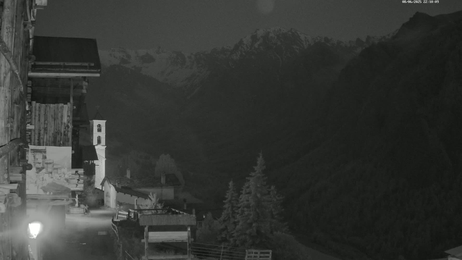Saint-Véran Village Live Cam - Briancon, Hautes-Alpes, Provence-Alpes-Cote d’Azur, France