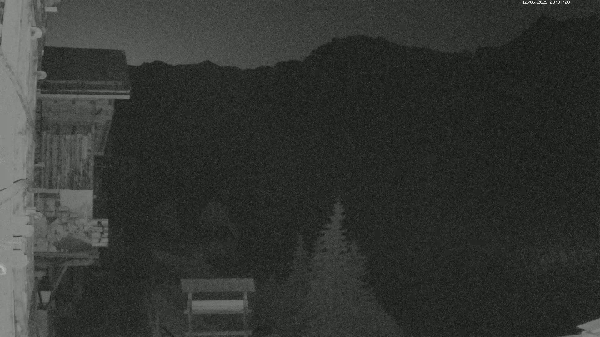 Saint-Véran Village Live Cam - Briancon, Hautes-Alpes, Provence-Alpes-Cote d’Azur, France