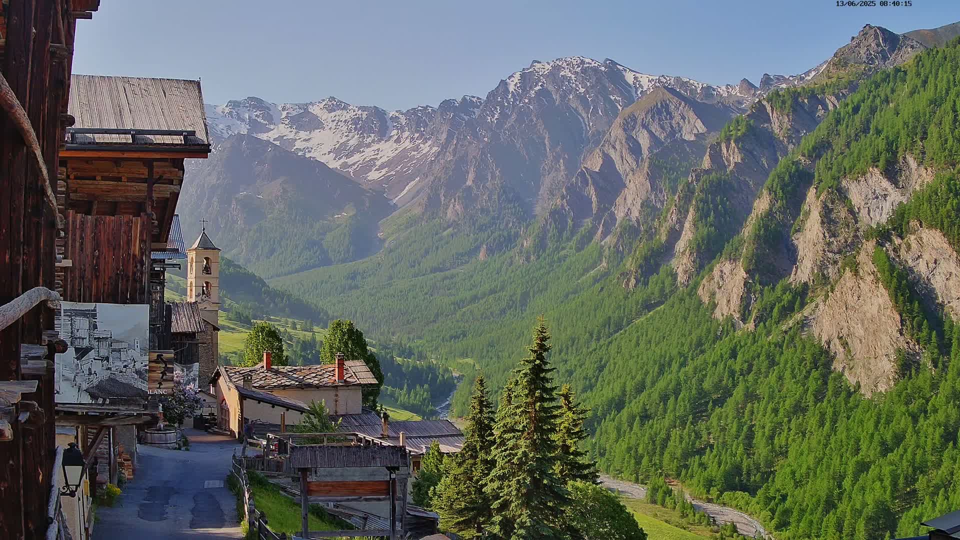 Saint-Véran Village Live Cam - Briancon, Hautes-Alpes, Provence-Alpes-Cote d’Azur, France