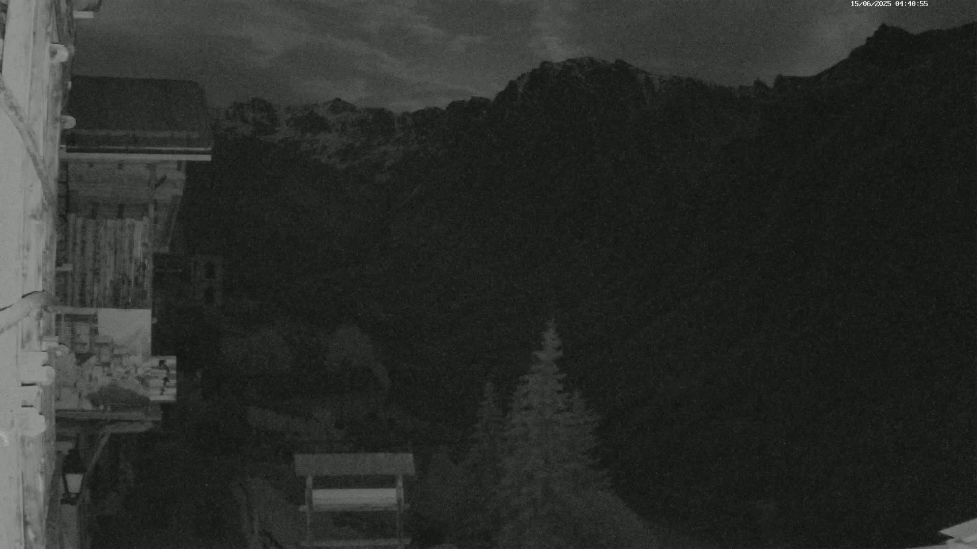 Saint-Véran Village Live Cam - Briancon, Hautes-Alpes, Provence-Alpes-Cote d’Azur, France