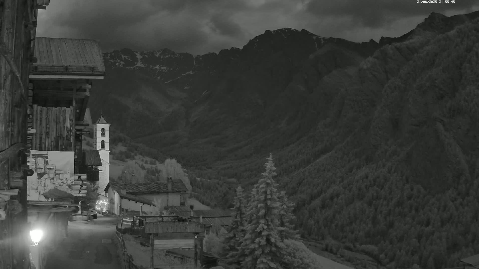 Saint-Véran Village Live Cam - Briancon, Hautes-Alpes, Provence-Alpes-Cote d’Azur, France