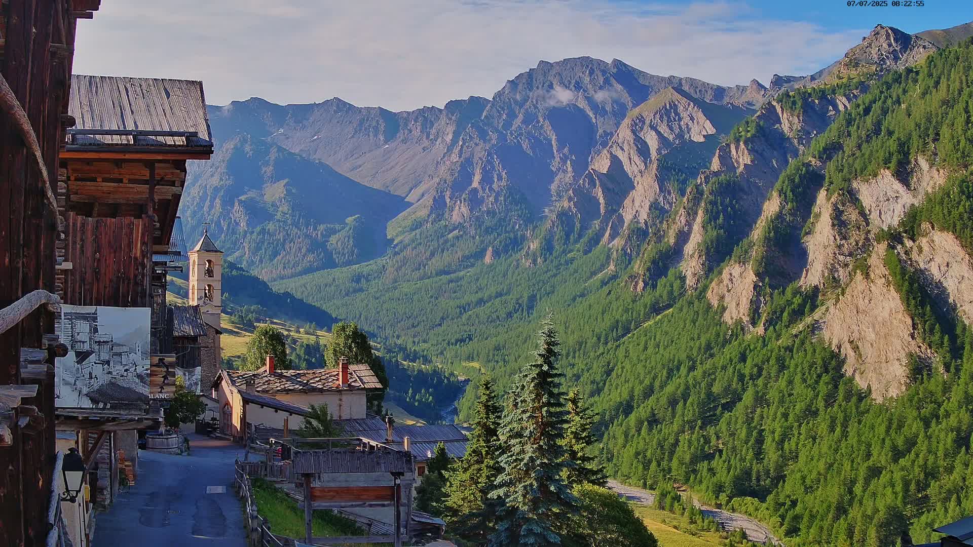 Saint-Véran Village Live Cam - Briancon, Hautes-Alpes, Provence-Alpes-Cote d’Azur, France