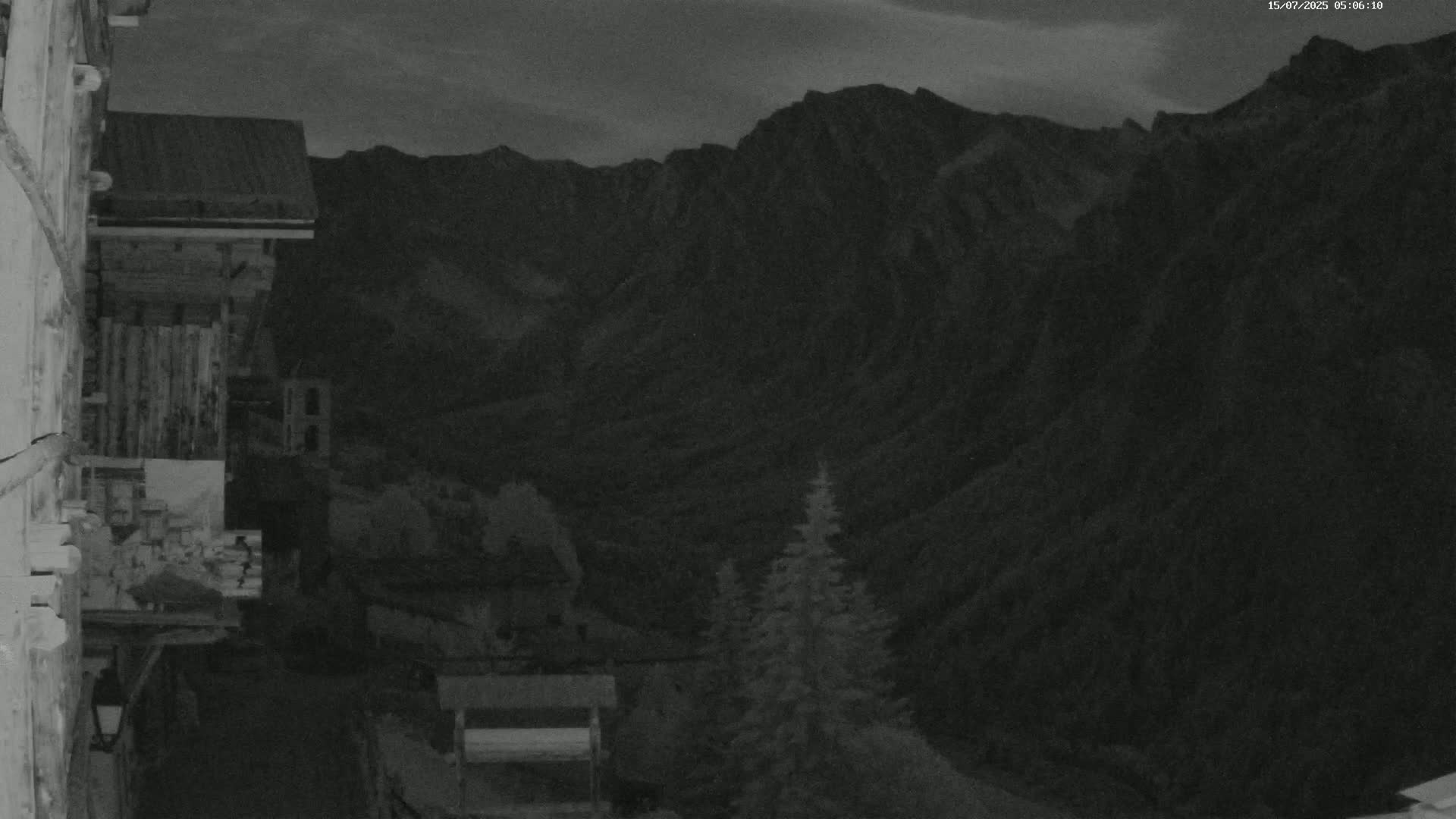 Saint-Véran Village Live Cam - Briancon, Hautes-Alpes, Provence-Alpes-Cote d’Azur, France
