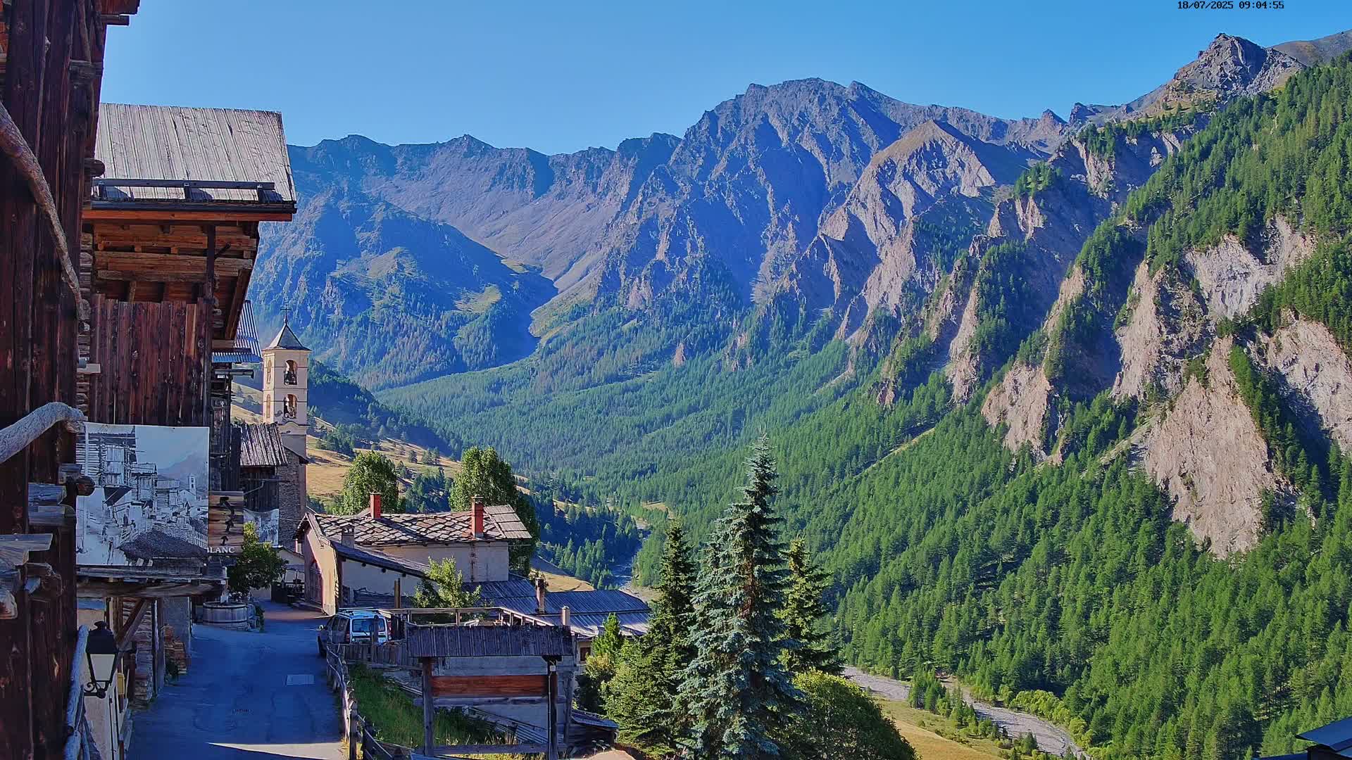Saint-Véran Village Live Cam - Briancon, Hautes-Alpes, Provence-Alpes-Cote d’Azur, France