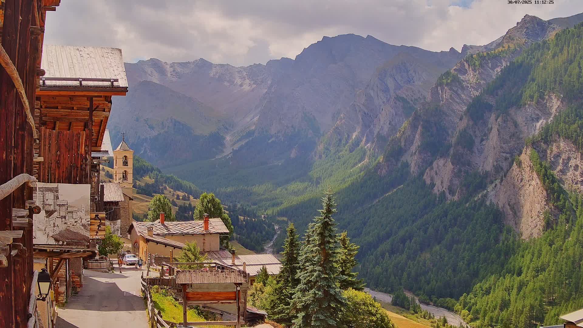 Saint-Véran Village Live Cam - Briancon, Hautes-Alpes, Provence-Alpes-Cote d’Azur, France