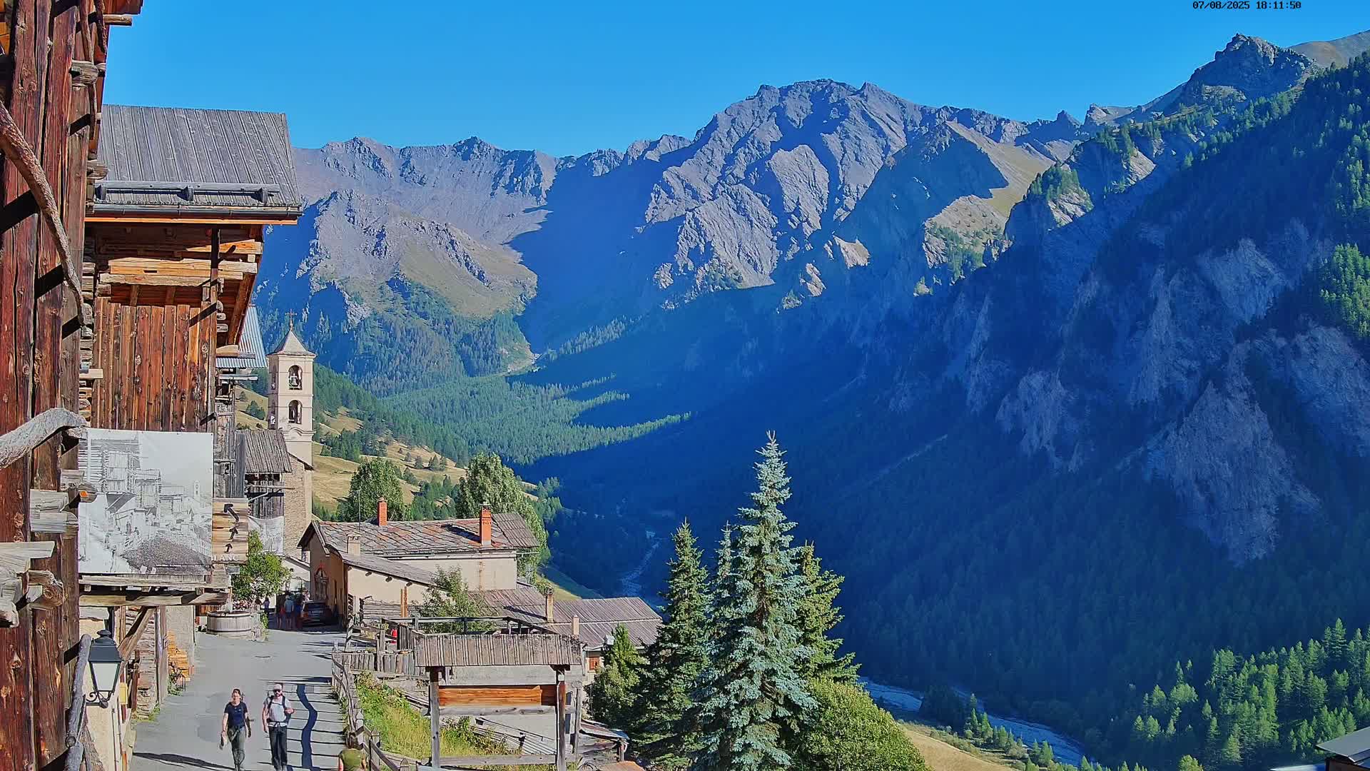 Saint-Véran Village Live Cam - Briancon, Hautes-Alpes, Provence-Alpes-Cote d’Azur, France