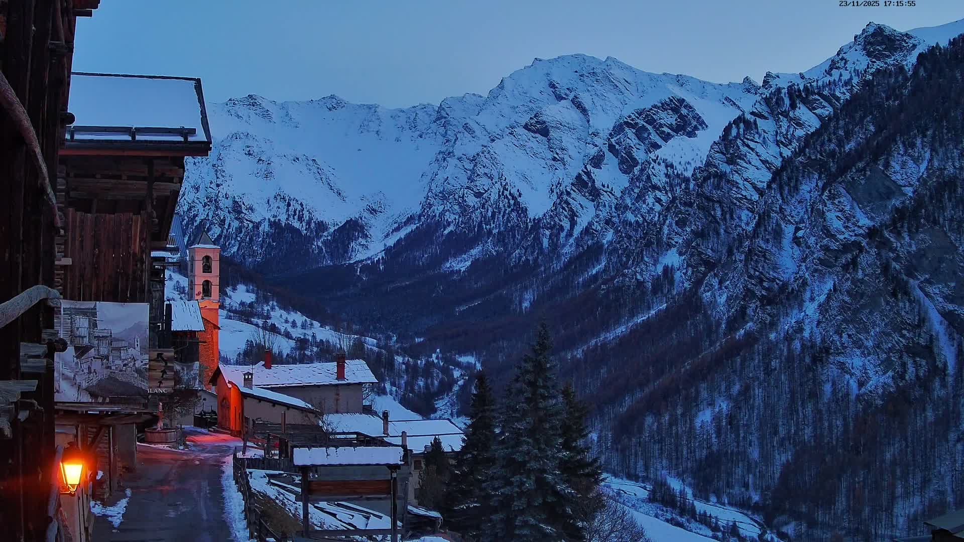 Saint-Véran Village Live Cam - Briancon, Hautes-Alpes, Provence-Alpes-Cote d’Azur, France