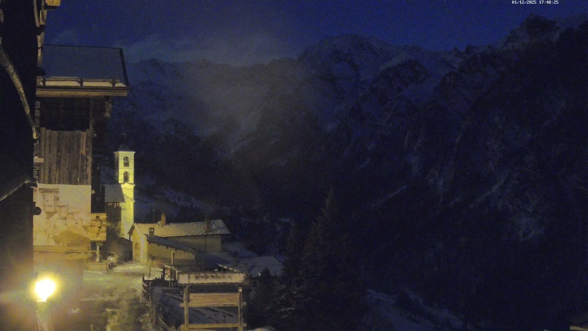 Saint-Véran Village Live Cam - Briancon, Hautes-Alpes, Provence-Alpes-Cote d’Azur, France