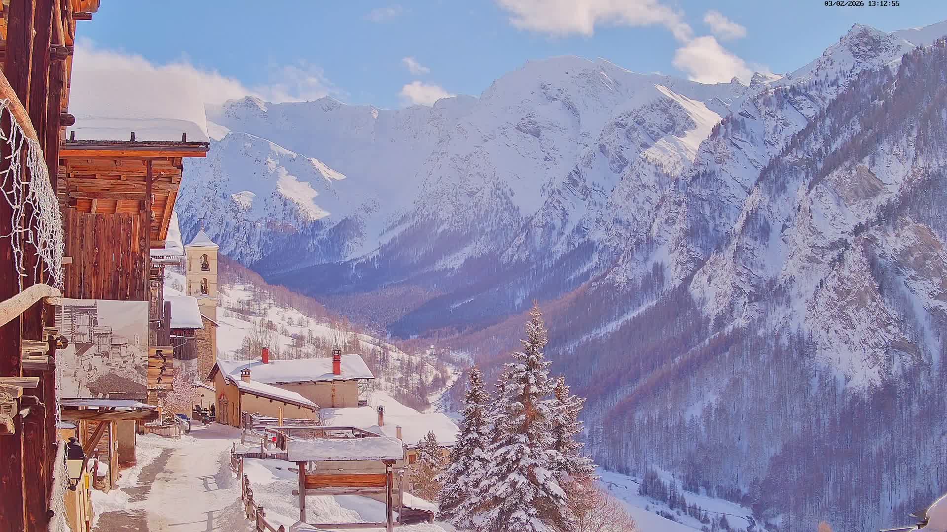 Saint-Véran Village Live Cam - Briancon, Hautes-Alpes, Provence-Alpes-Cote d’Azur, France