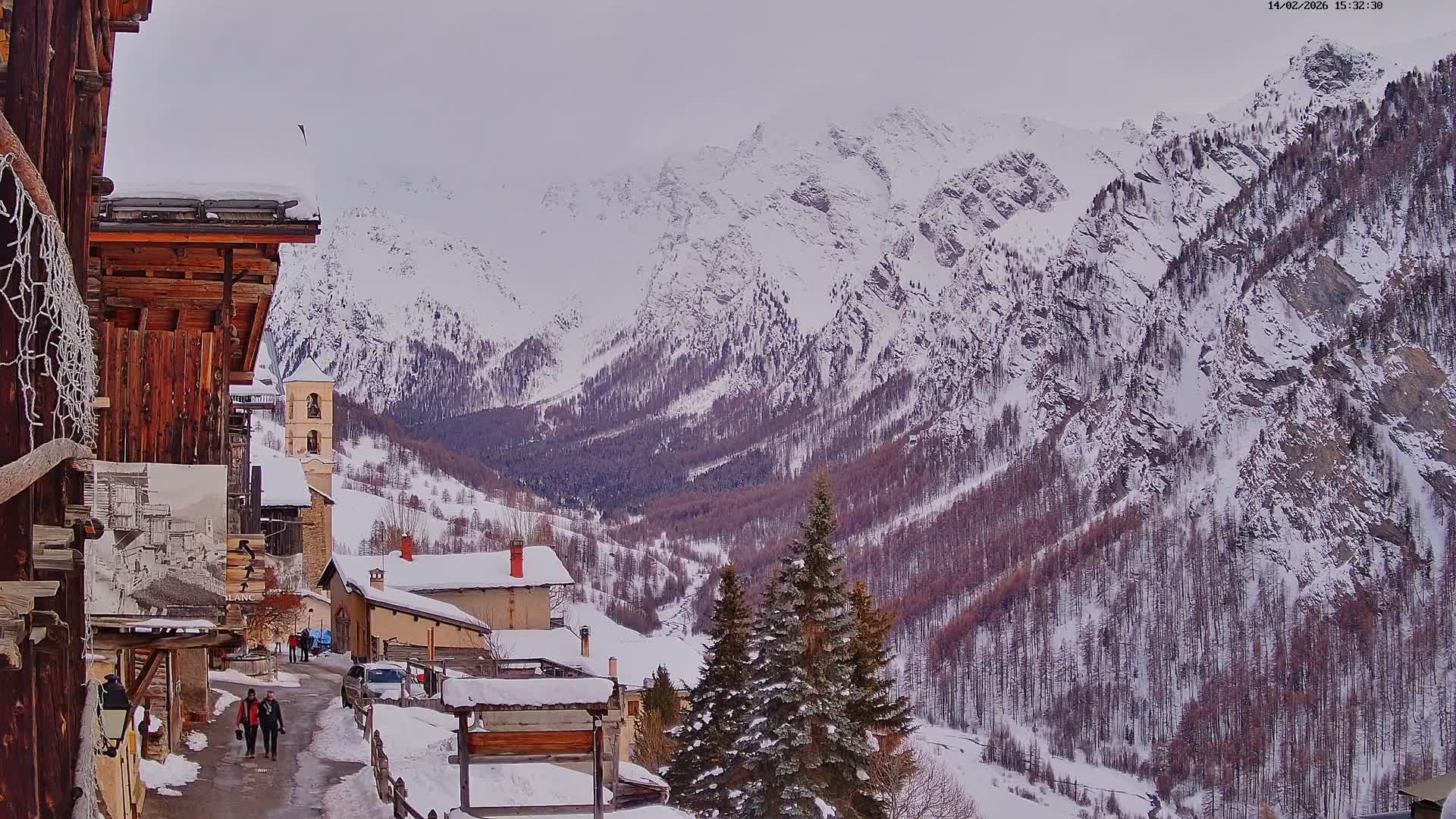 Saint-Véran Village Live Cam - Briancon, Hautes-Alpes, Provence-Alpes-Cote d’Azur, France