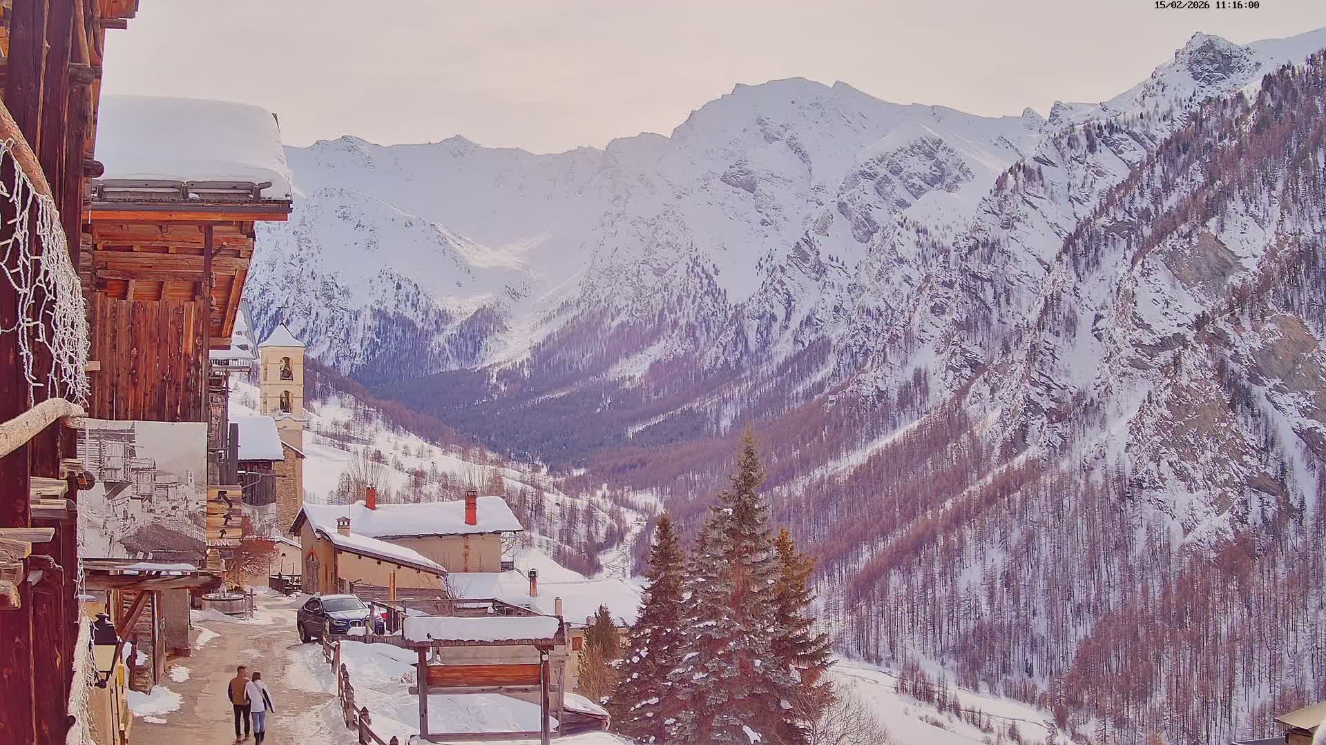 Saint-Véran Village Live Cam - Briancon, Hautes-Alpes, Provence-Alpes-Cote d’Azur, France