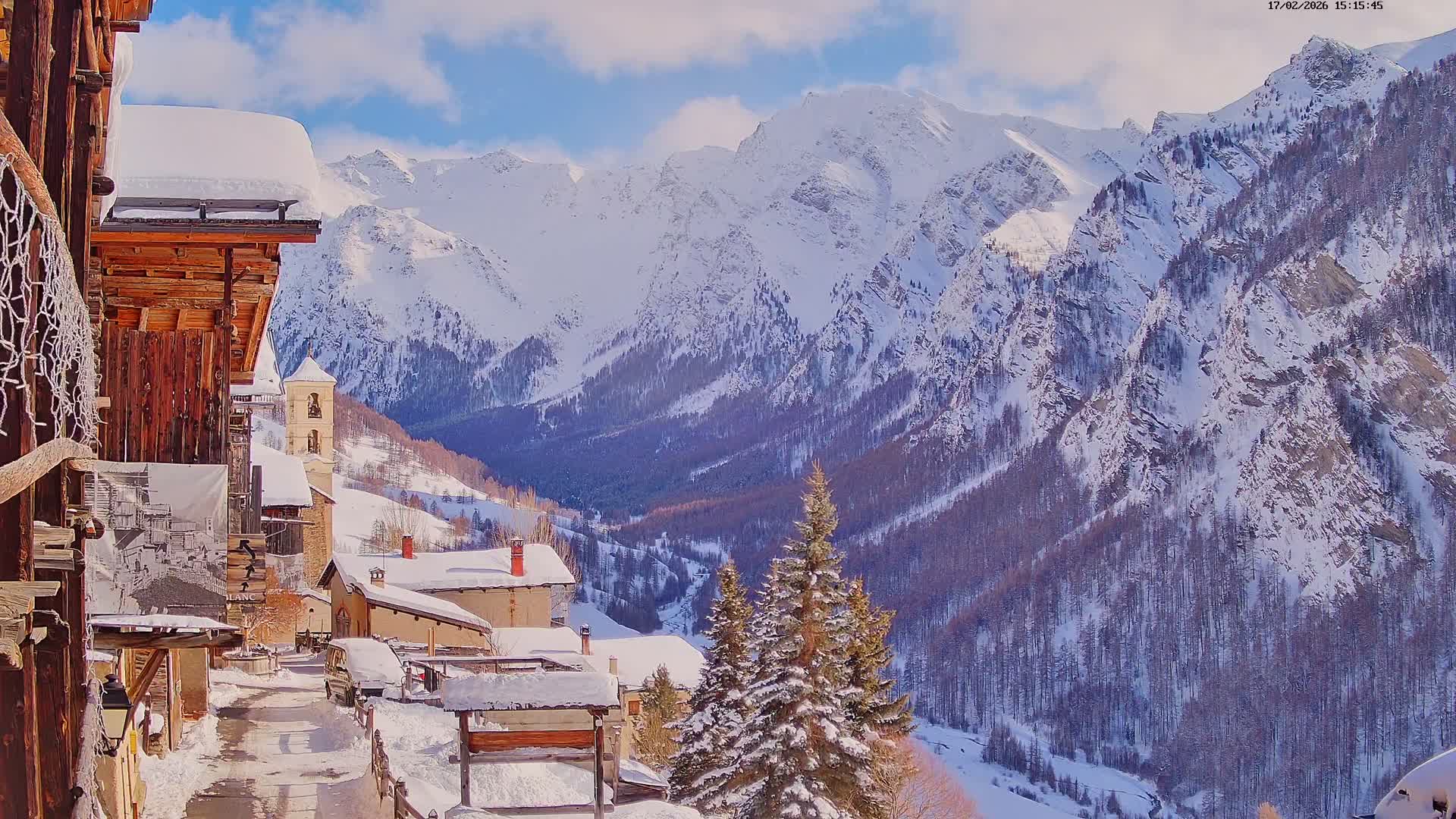 Saint-Véran Village Live Cam - Briancon, Hautes-Alpes, Provence-Alpes-Cote d’Azur, France