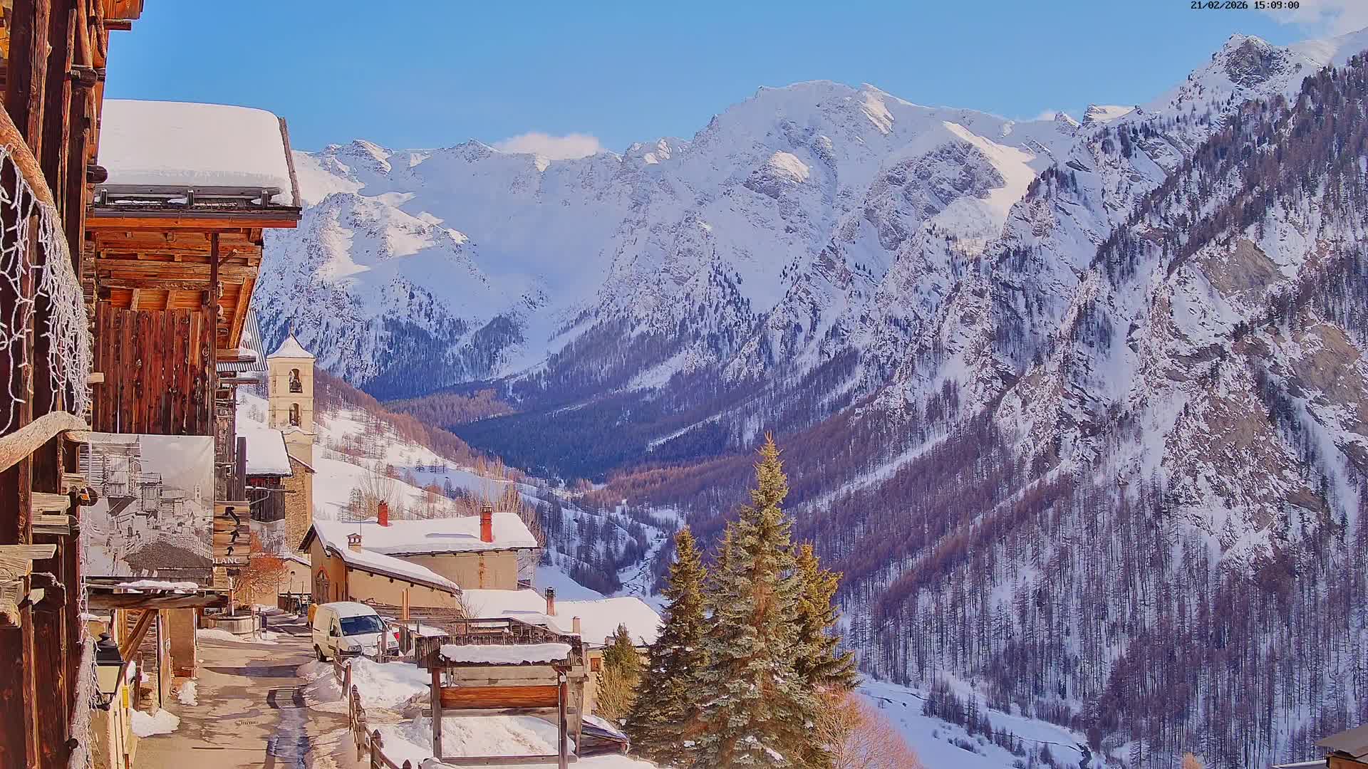 Saint-Véran Village Live Cam - Briancon, Hautes-Alpes, Provence-Alpes-Cote d’Azur, France