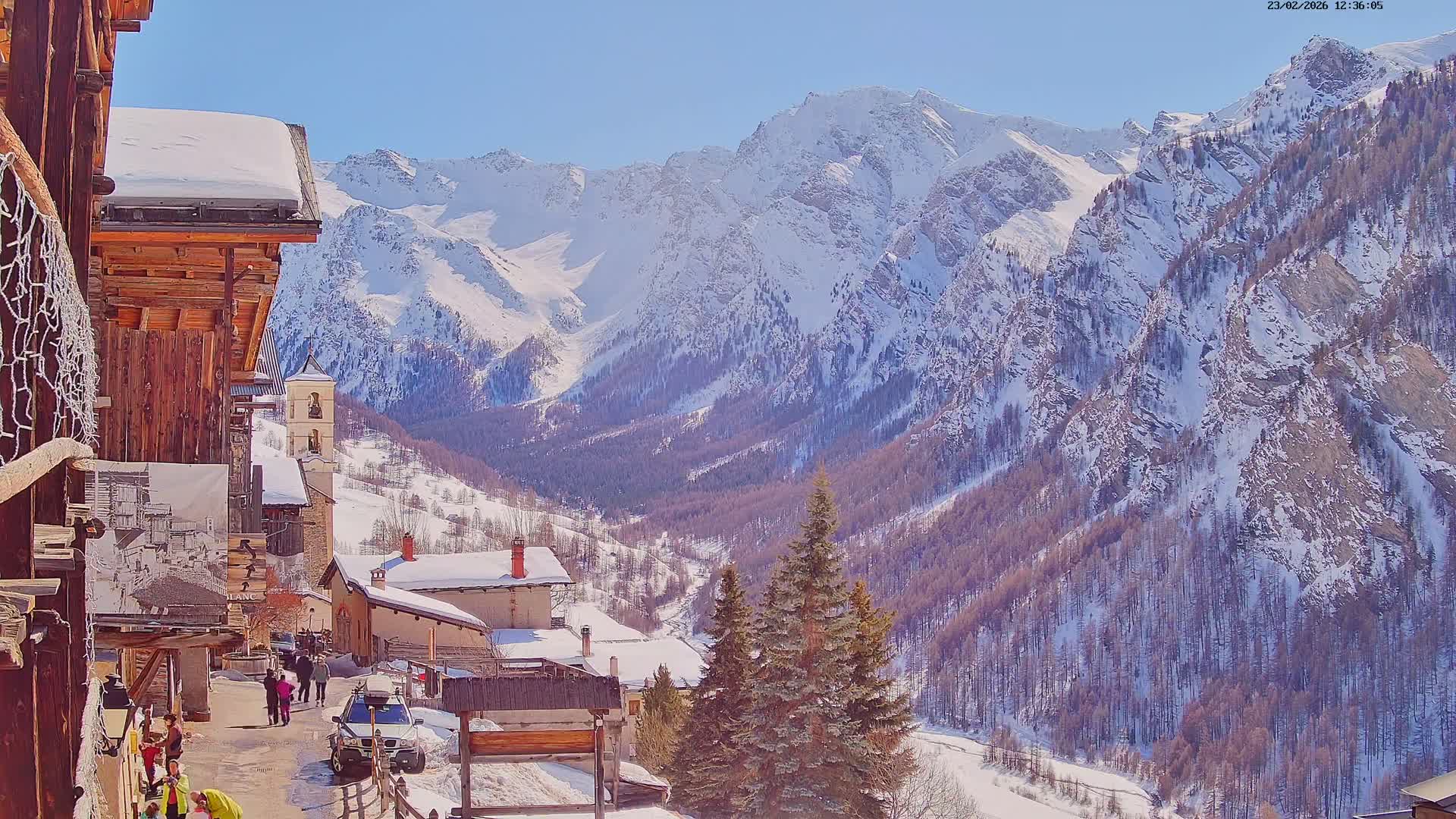 Saint-Véran Village Live Cam - Briancon, Hautes-Alpes, Provence-Alpes-Cote d’Azur, France