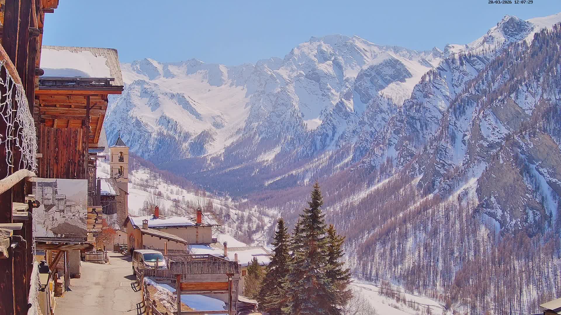 Saint-Véran Village Live Cam - Briancon, Hautes-Alpes, Provence-Alpes-Cote d’Azur, France