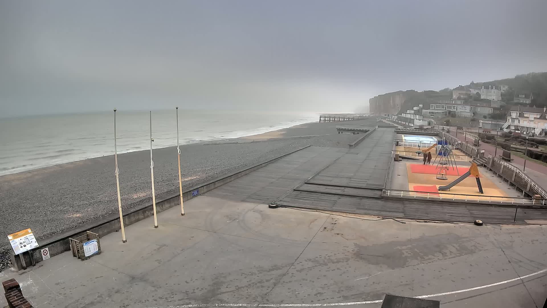 Plage de Veules-les-Roses Beach Live Cam - Dieppe, Seine-Maritime, Normandie, France