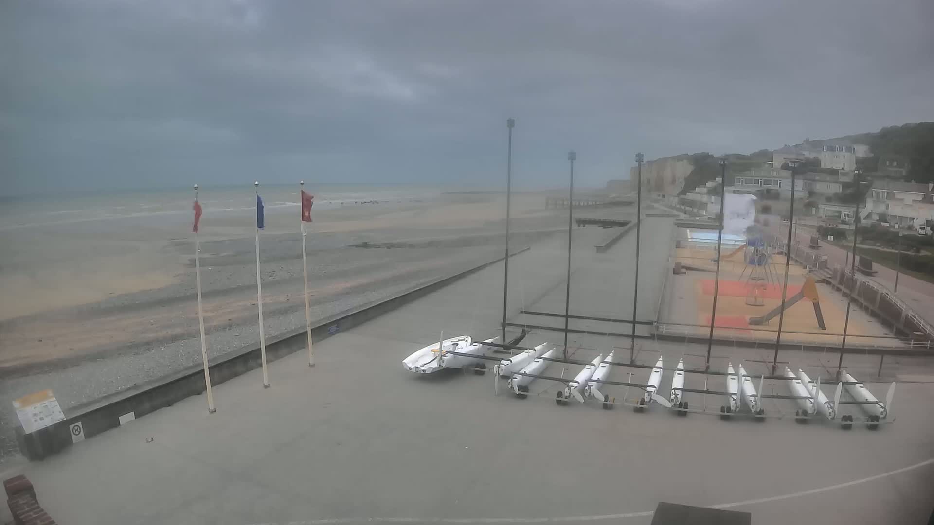 Plage de Veules-les-Roses Beach Live Cam - Dieppe, Seine-Maritime, Normandie, France
