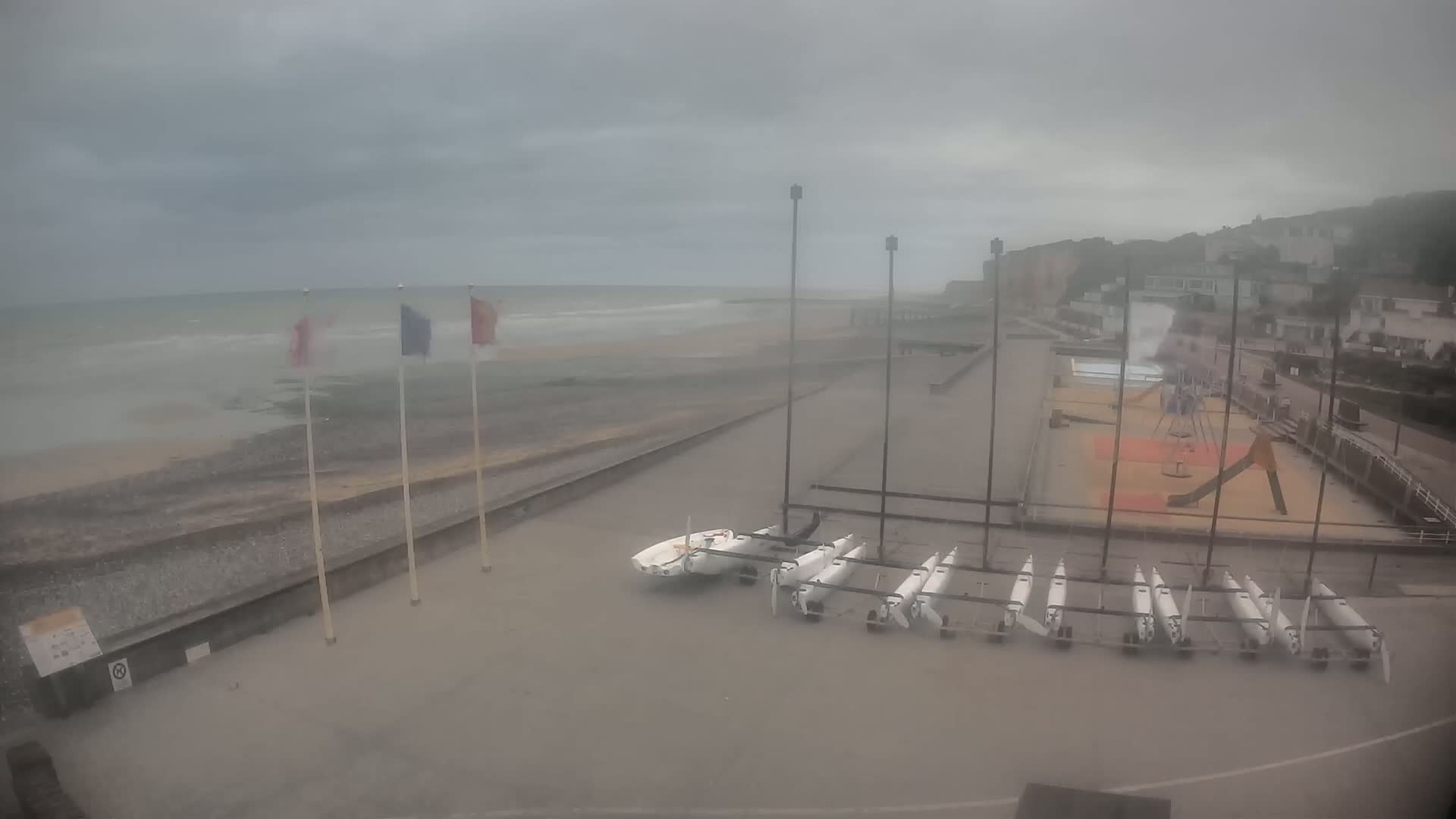 Plage de Veules-les-Roses Beach Live Cam - Dieppe, Seine-Maritime, Normandie, France