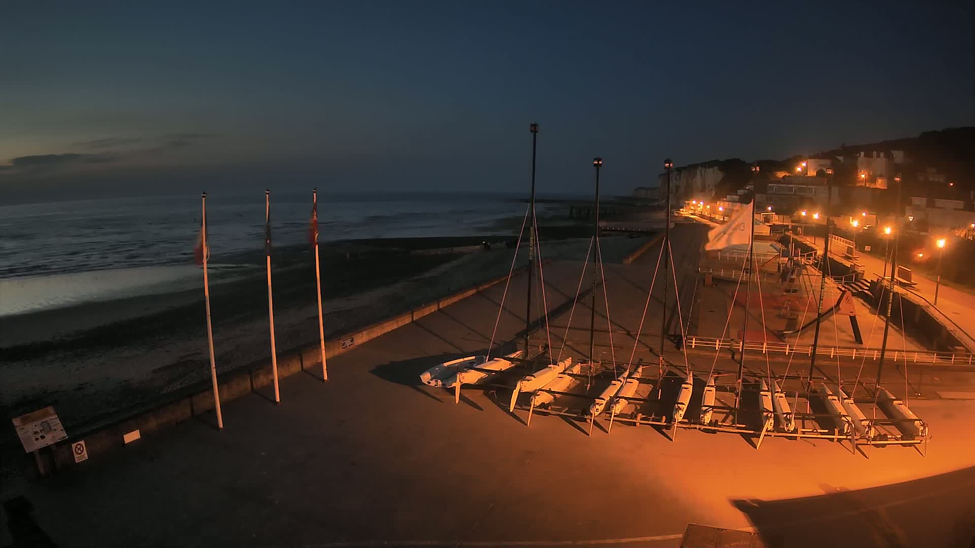 Plage de Veules-les-Roses Beach Live Cam - Dieppe, Seine-Maritime, Normandie, France