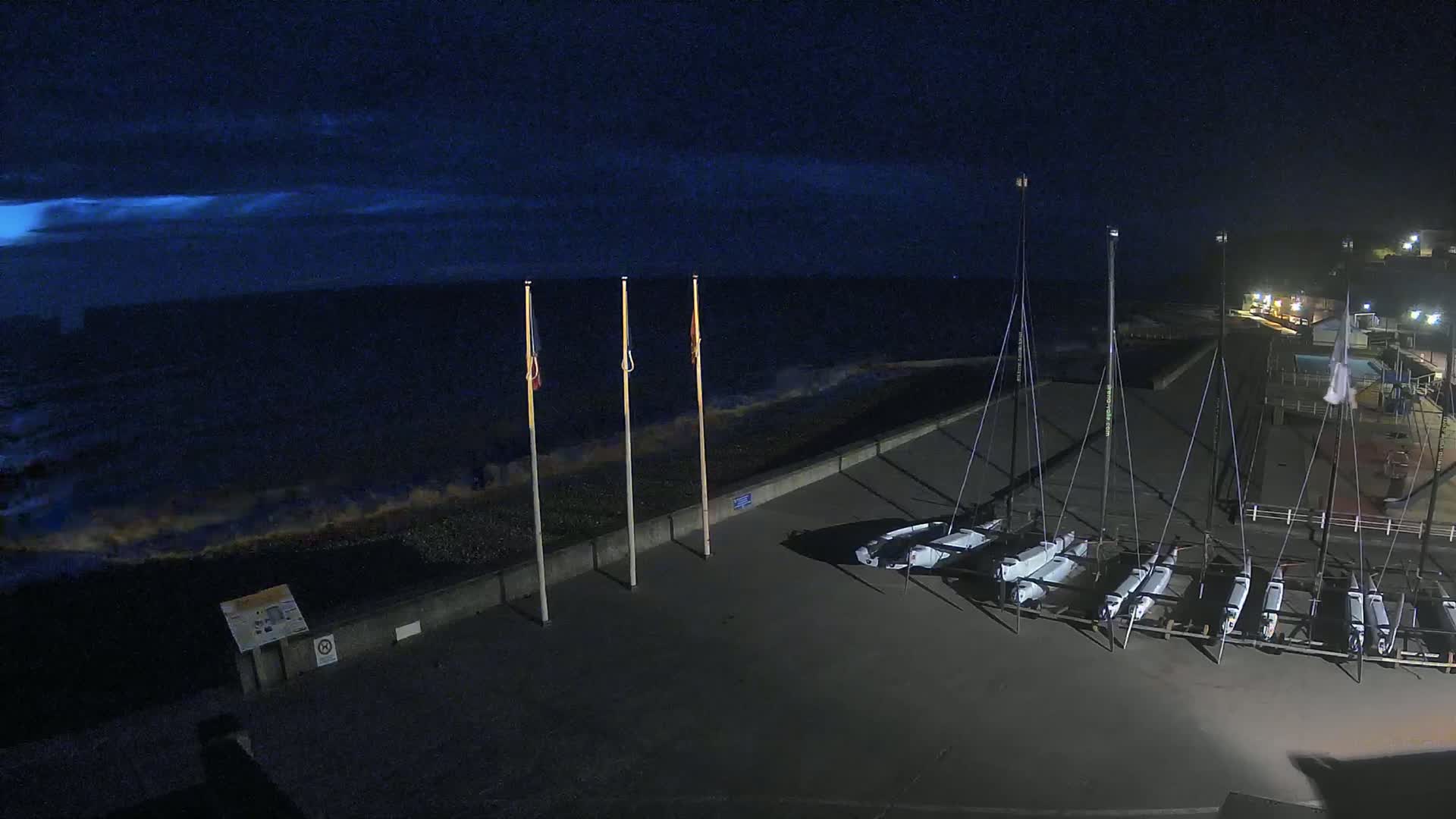 Plage de Veules-les-Roses Beach Live Cam - Dieppe, Seine-Maritime, Normandie, France