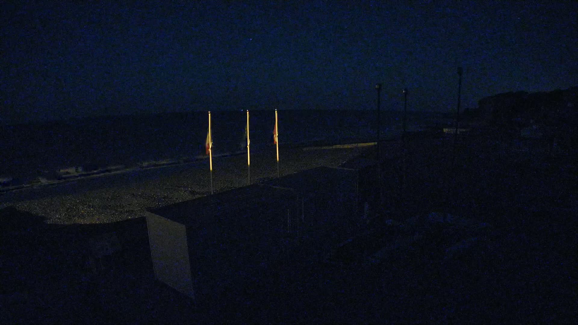 Plage de Veules-les-Roses Beach Live Cam - Dieppe, Seine-Maritime, Normandie, France