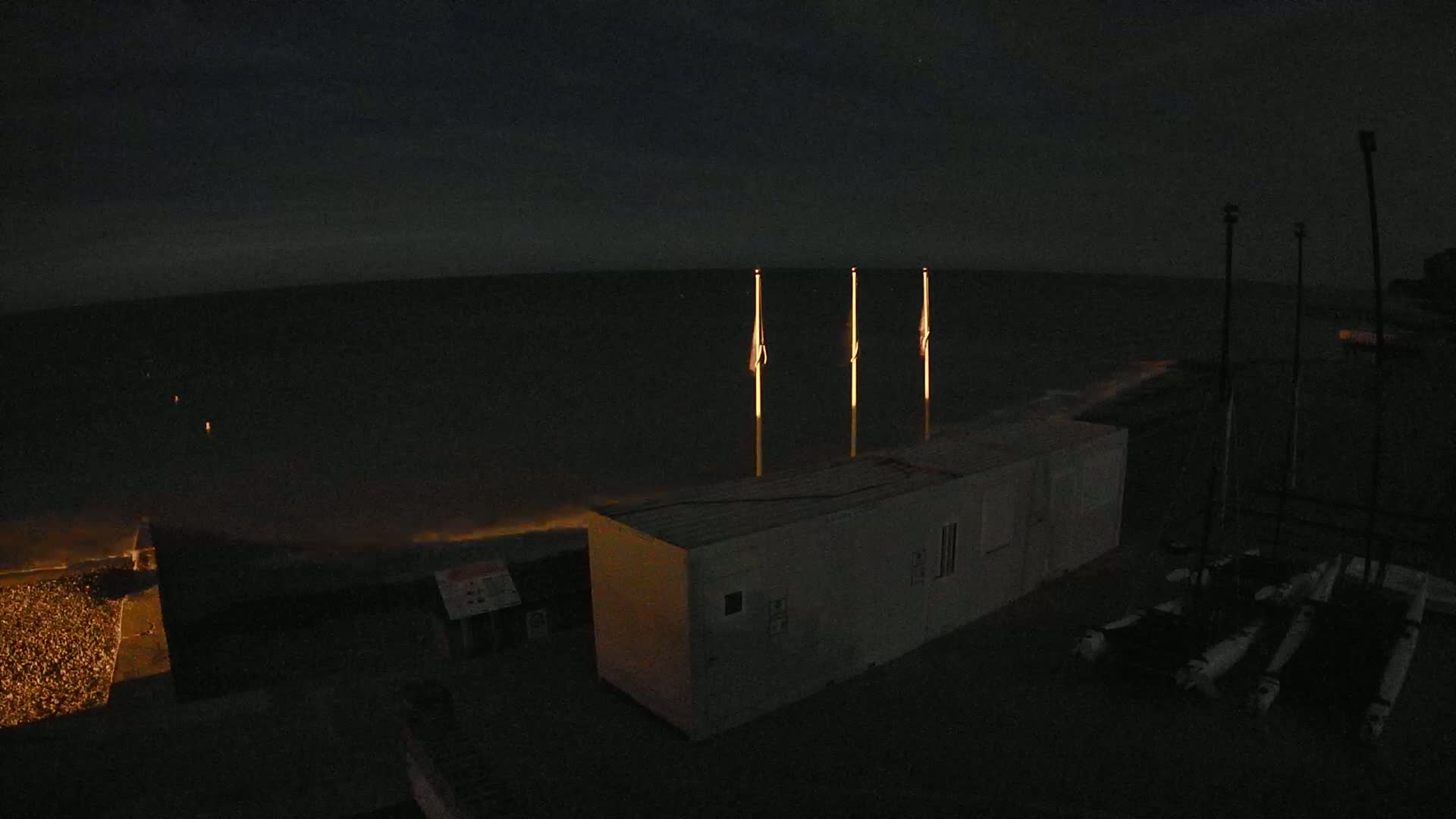 Plage de Veules-les-Roses Beach Live Cam - Dieppe, Seine-Maritime, Normandie, France