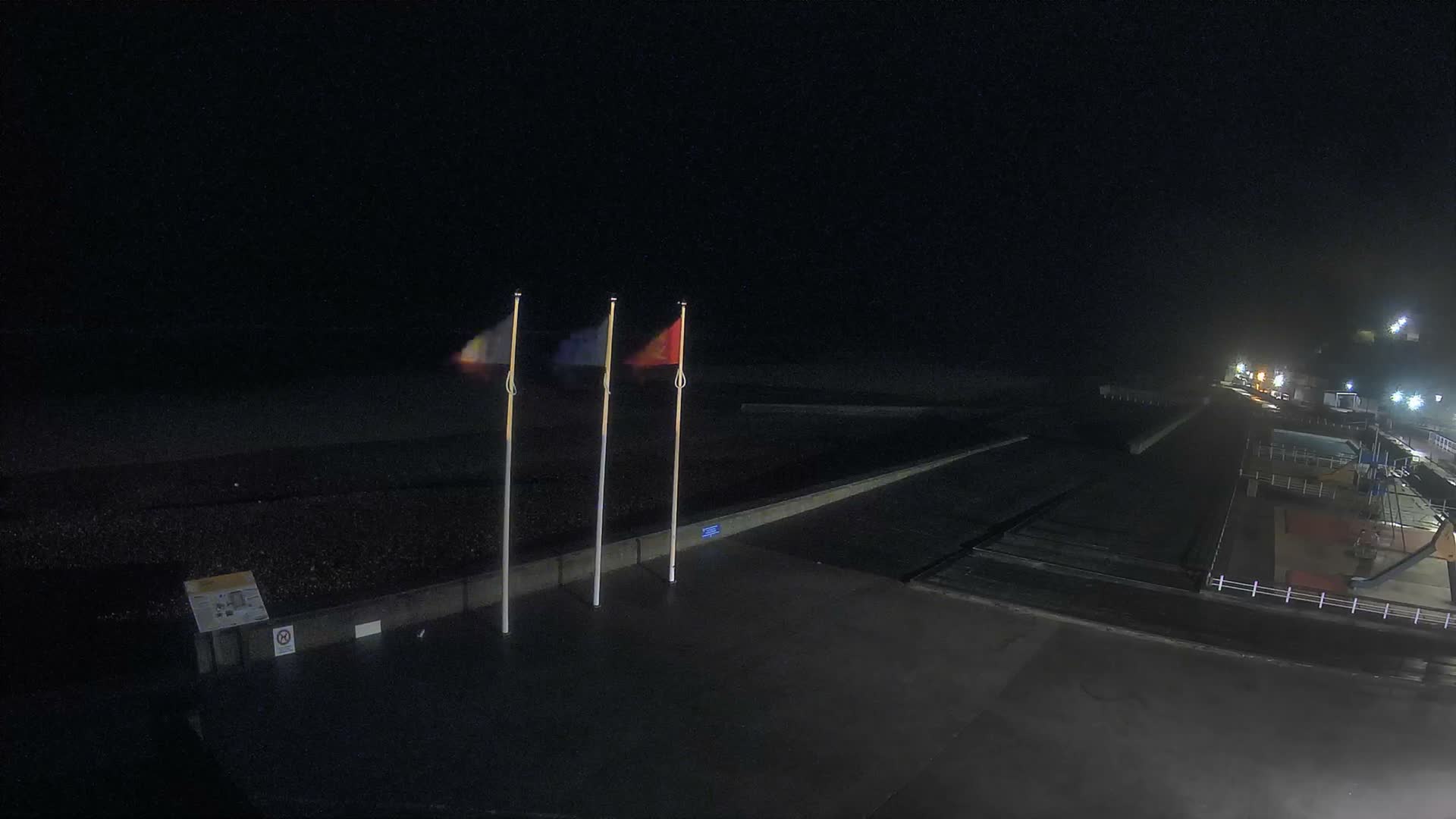 Plage de Veules-les-Roses Beach Live Cam - Dieppe, Seine-Maritime, Normandie, France