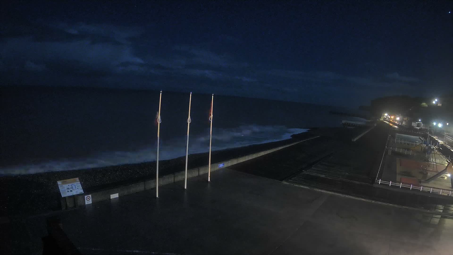 Plage de Veules-les-Roses Beach Live Cam - Dieppe, Seine-Maritime, Normandie, France