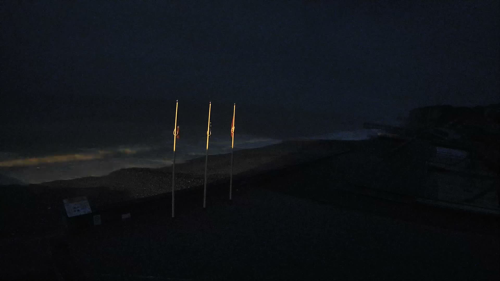 Plage de Veules-les-Roses Beach Live Cam - Dieppe, Seine-Maritime, Normandie, France