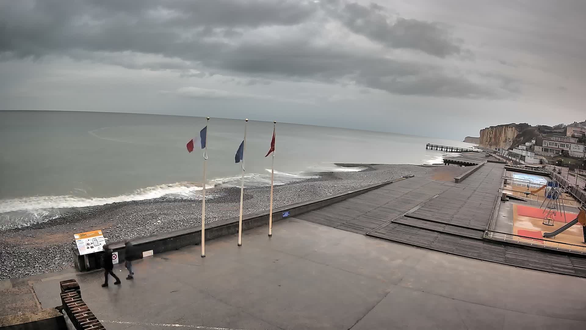 Plage de Veules-les-Roses Beach Live Cam - Dieppe, Seine-Maritime, Normandie, France