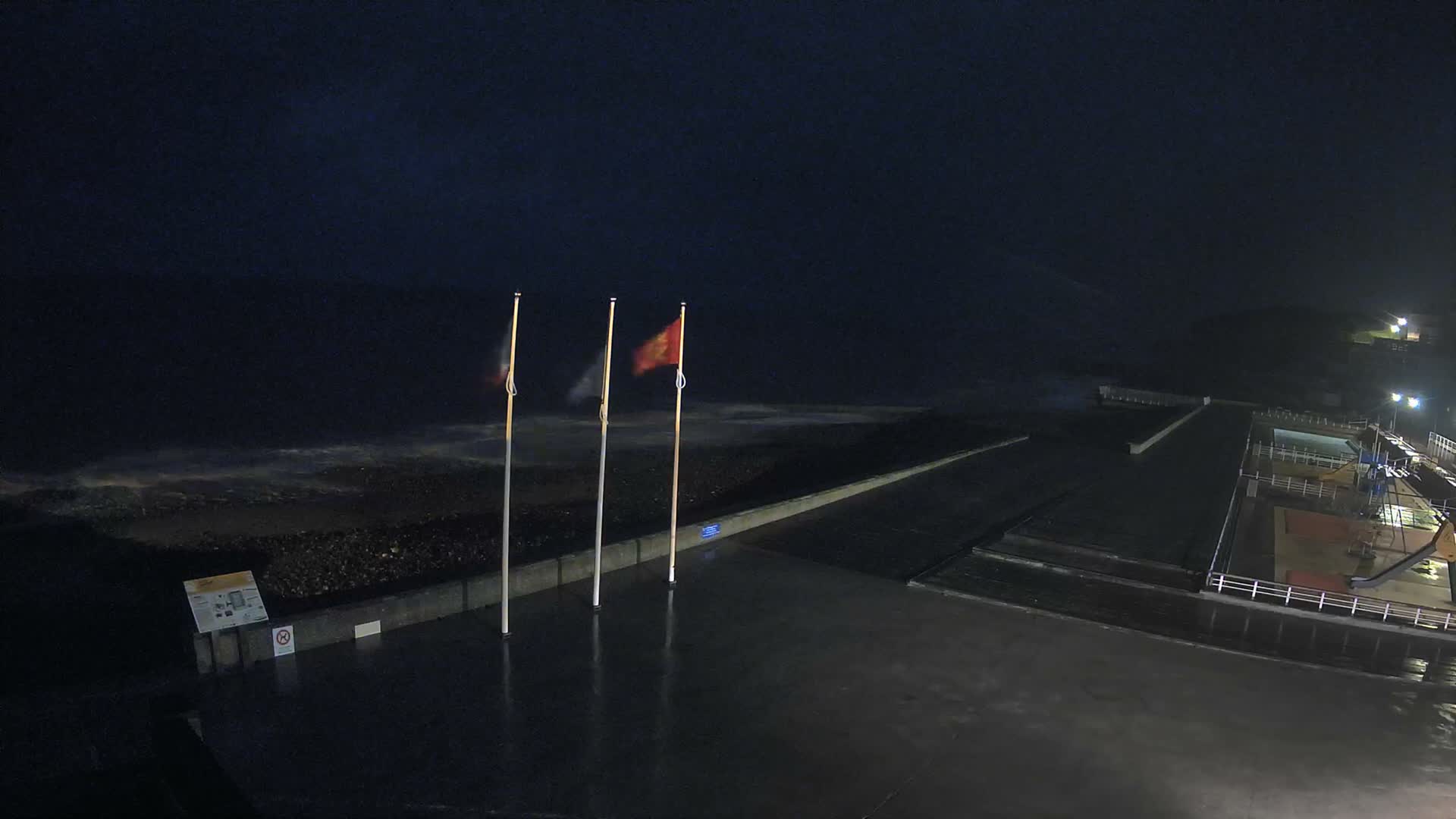 Plage de Veules-les-Roses Beach Live Cam - Dieppe, Seine-Maritime, Normandie, France