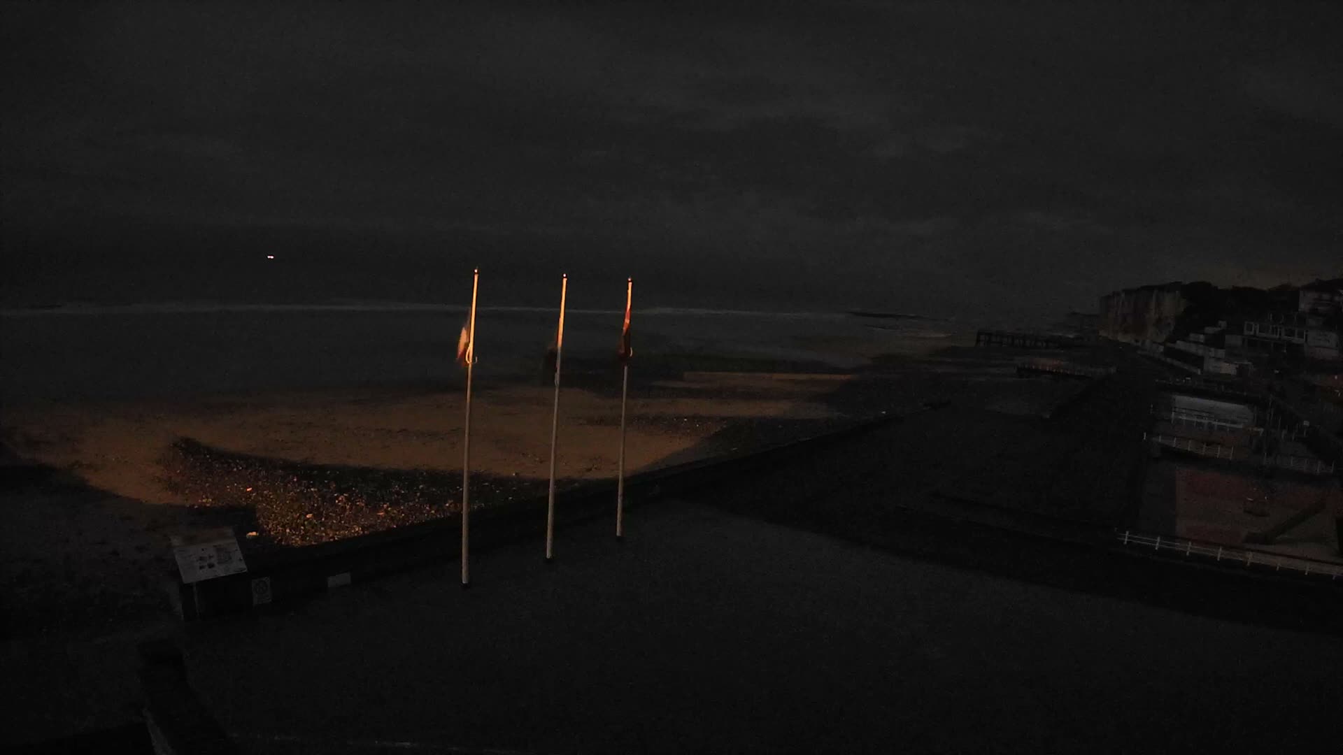 Plage de Veules-les-Roses Beach Live Cam - Dieppe, Seine-Maritime, Normandie, France