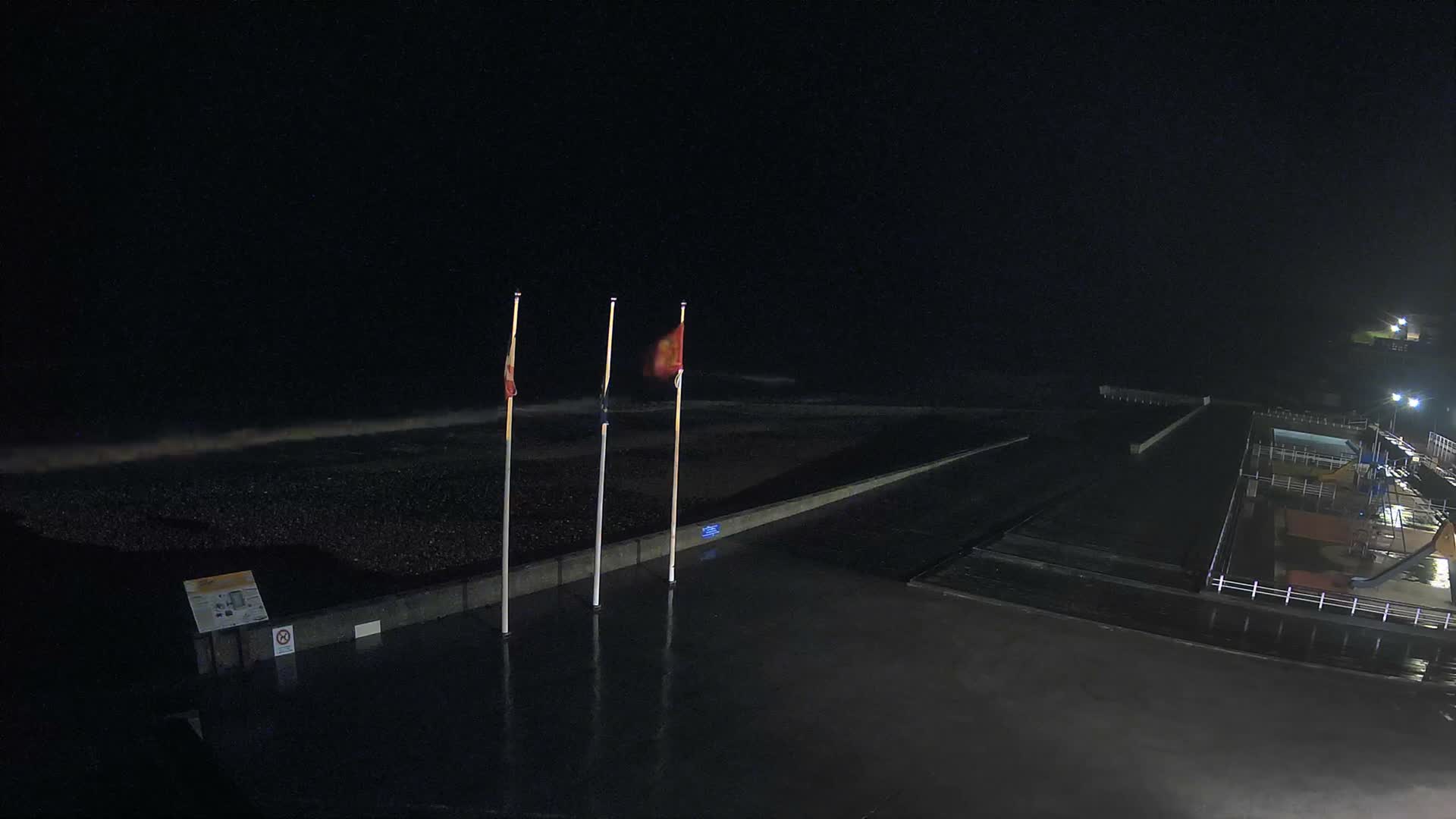 Plage de Veules-les-Roses Beach Live Cam - Dieppe, Seine-Maritime, Normandie, France