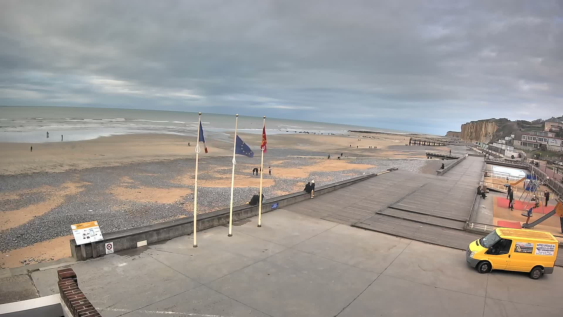 Plage de Veules-les-Roses Beach Live Cam - Dieppe, Seine-Maritime, Normandie, France