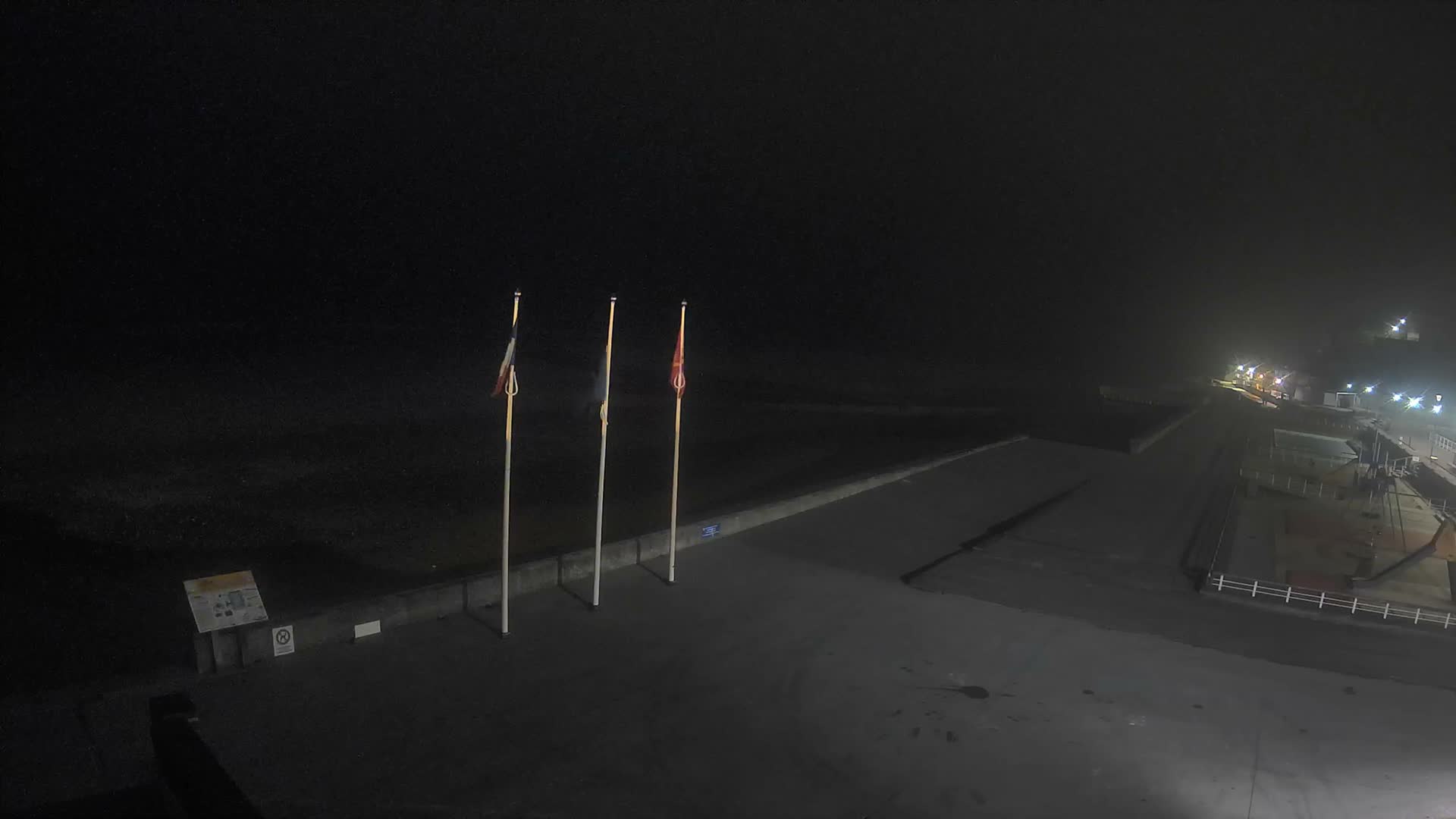 Plage de Veules-les-Roses Beach Live Cam - Dieppe, Seine-Maritime, Normandie, France