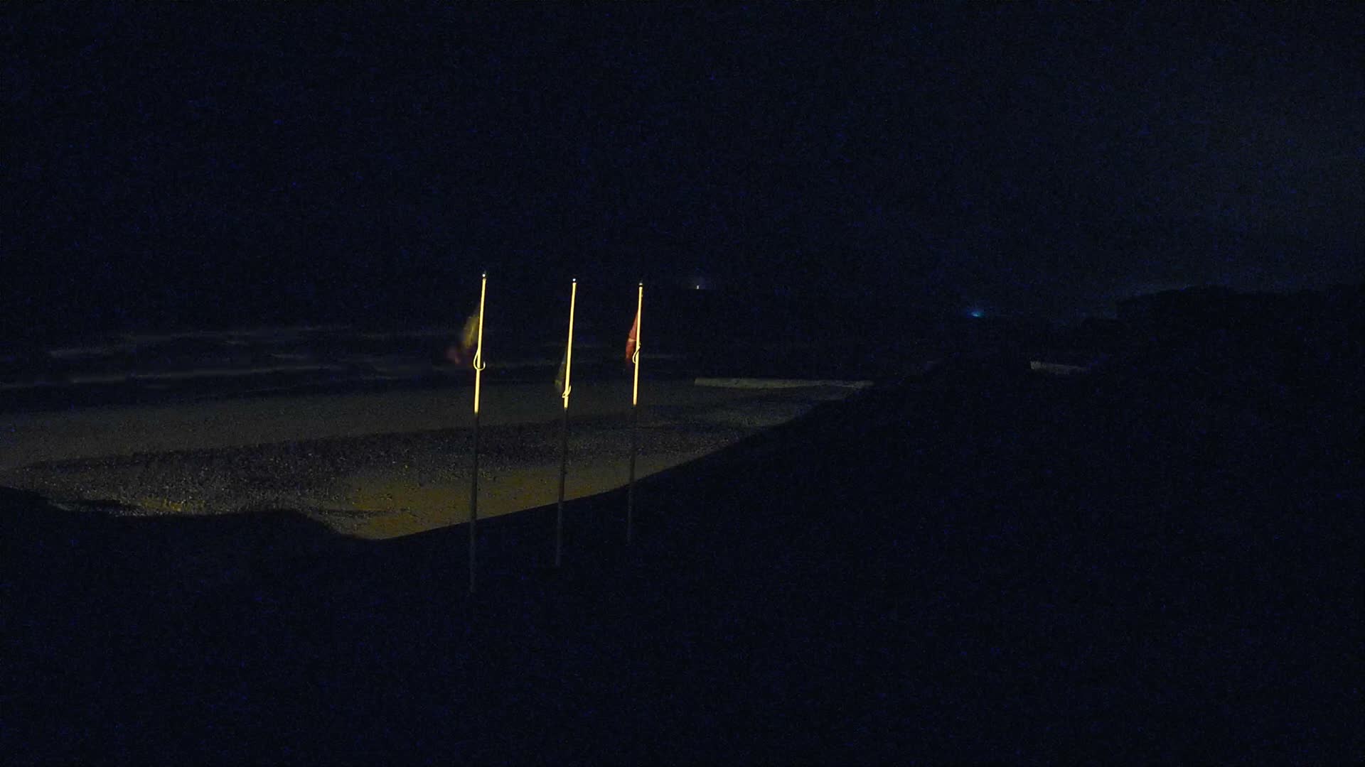 Plage de Veules-les-Roses Beach Live Cam - Dieppe, Seine-Maritime, Normandie, France