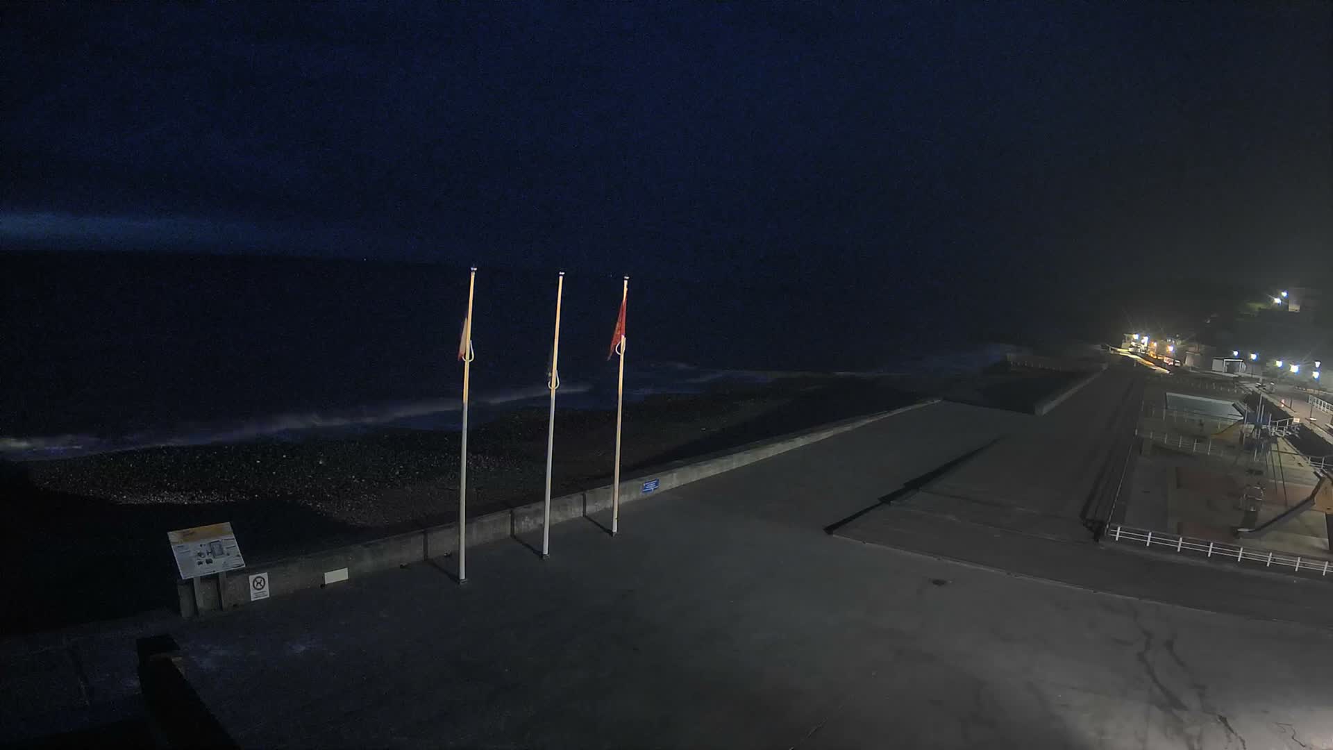 Plage de Veules-les-Roses Beach Live Cam - Dieppe, Seine-Maritime, Normandie, France