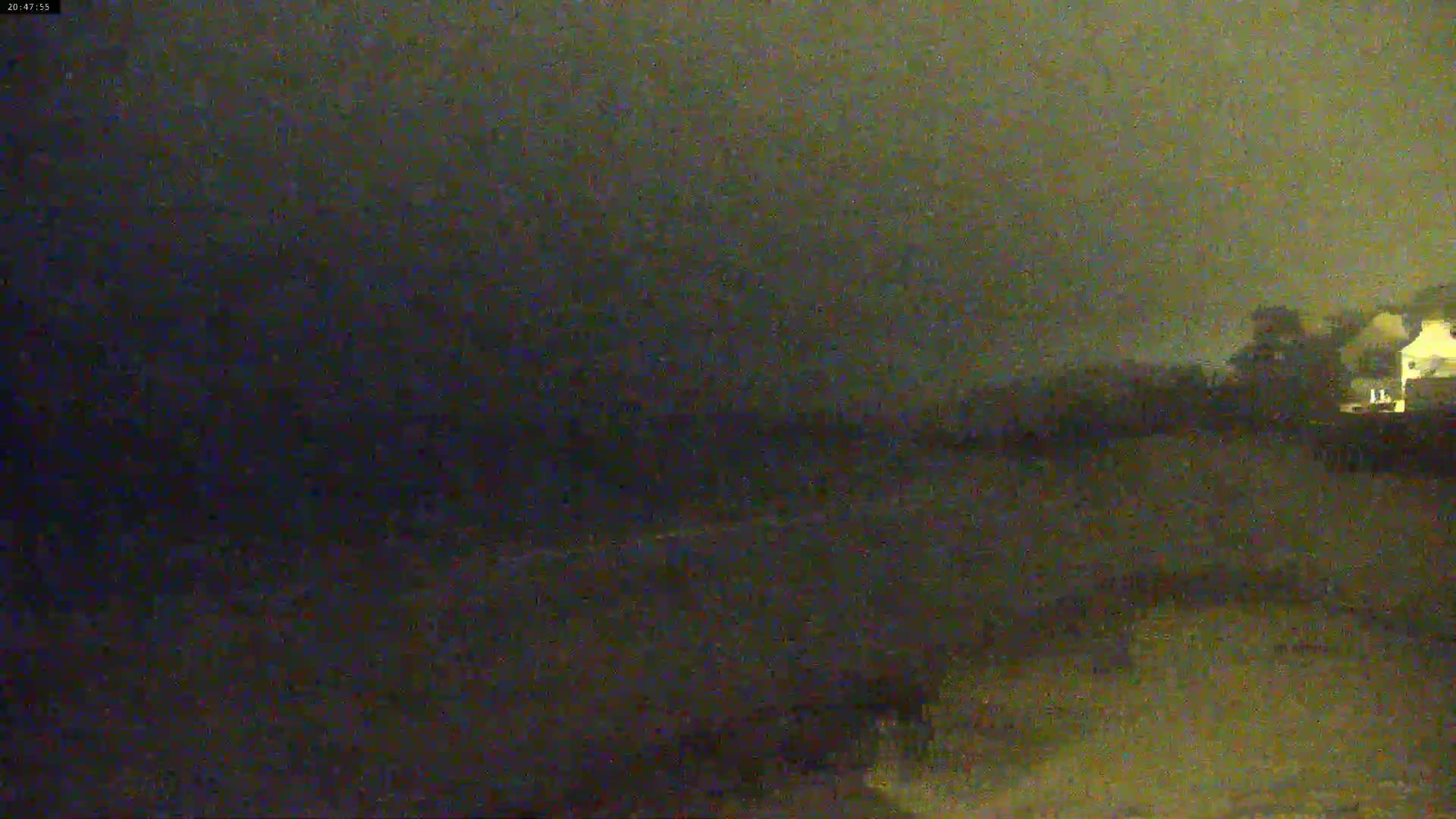 Douarnenez, Les Sables Blancs Beach Live Cam - Quimper, Finistère, Bretagne, France