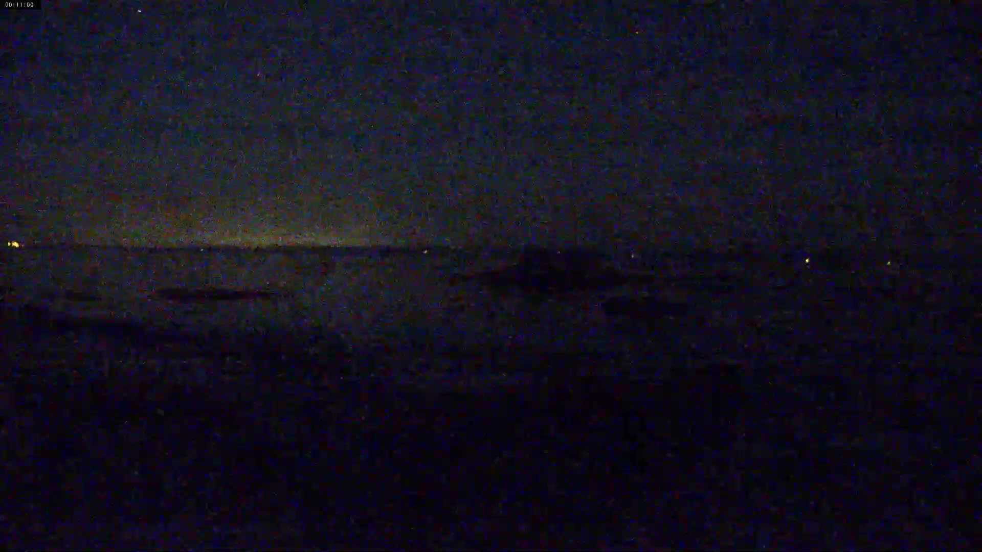 Douarnenez, Les Sables Blancs Beach Live Cam - Quimper, Finistère, Bretagne, France