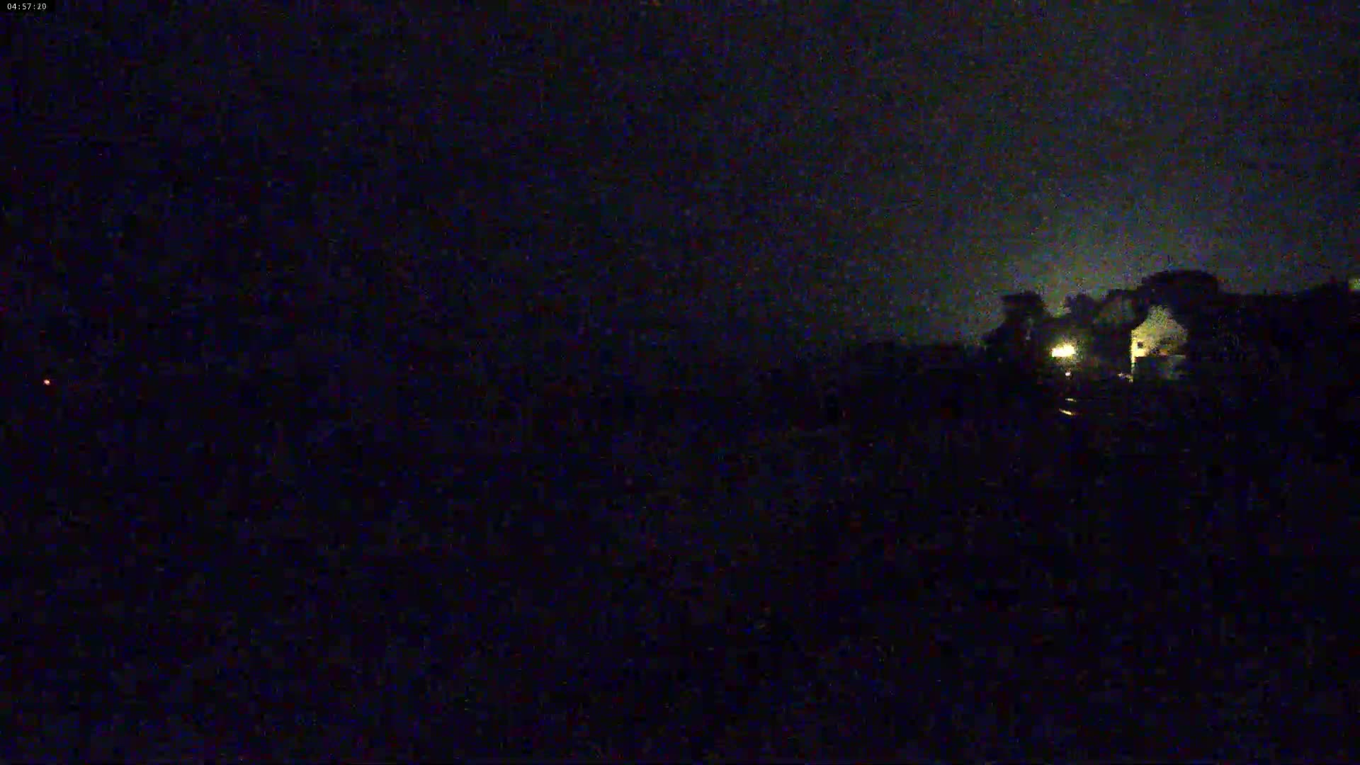 Douarnenez, Les Sables Blancs Beach Live Cam - Quimper, Finistère, Bretagne, France