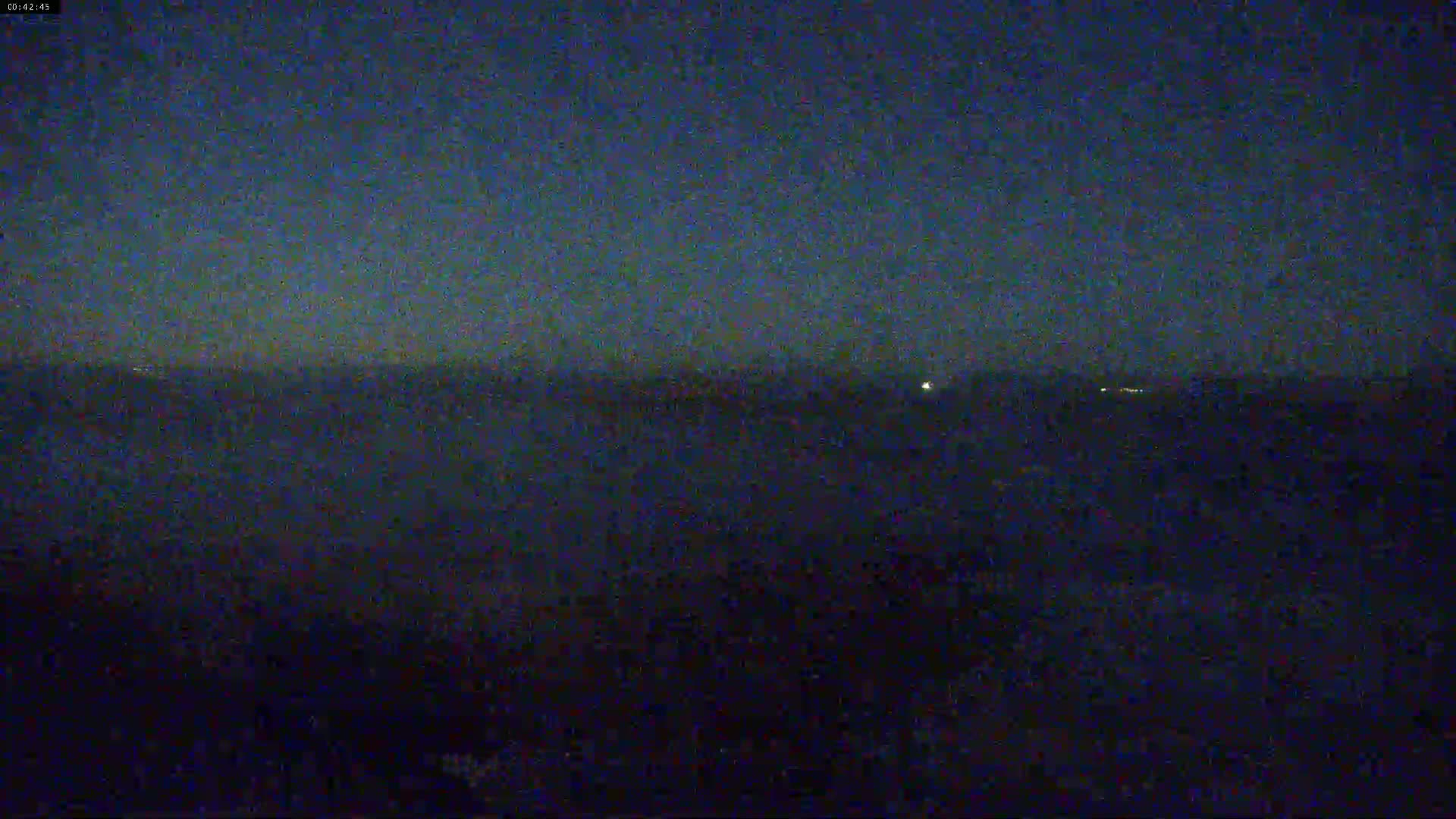 Douarnenez, Les Sables Blancs Beach Live Cam - Quimper, Finistère, Bretagne, France