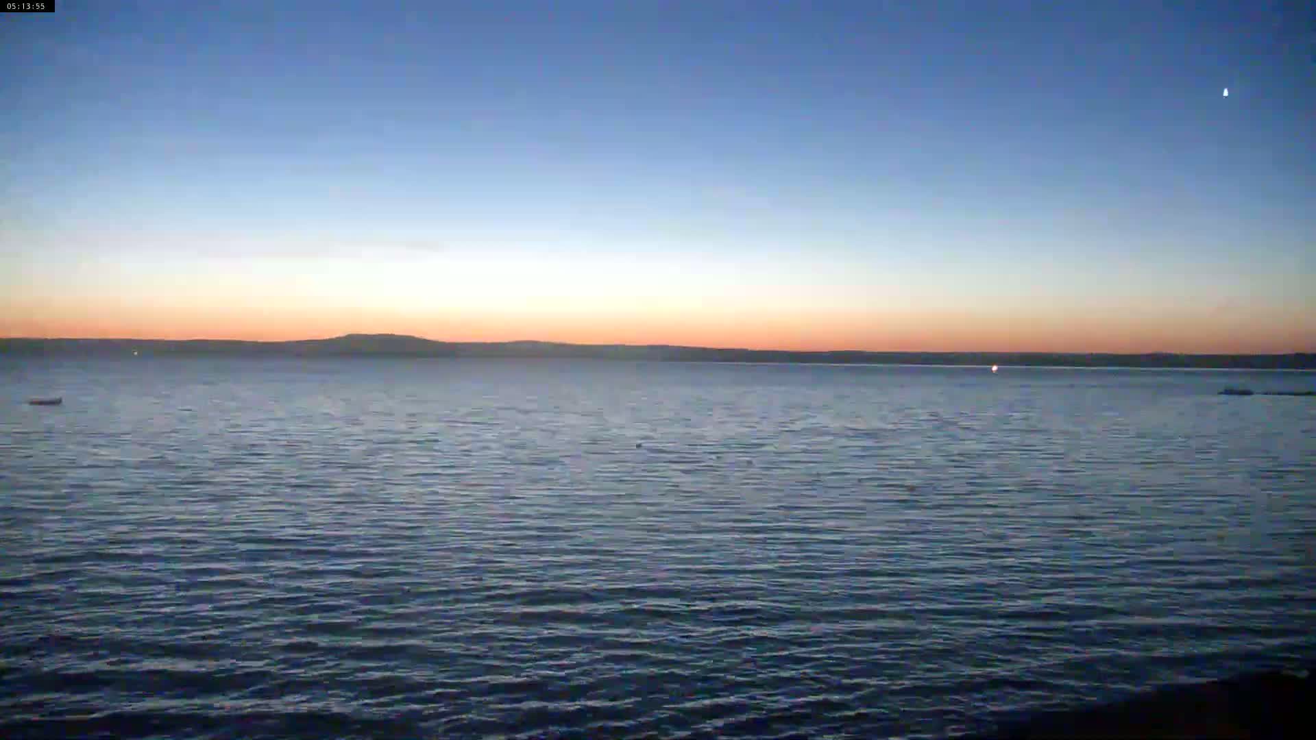 Douarnenez, Les Sables Blancs Beach Live Cam - Quimper, Finistère, Bretagne, France